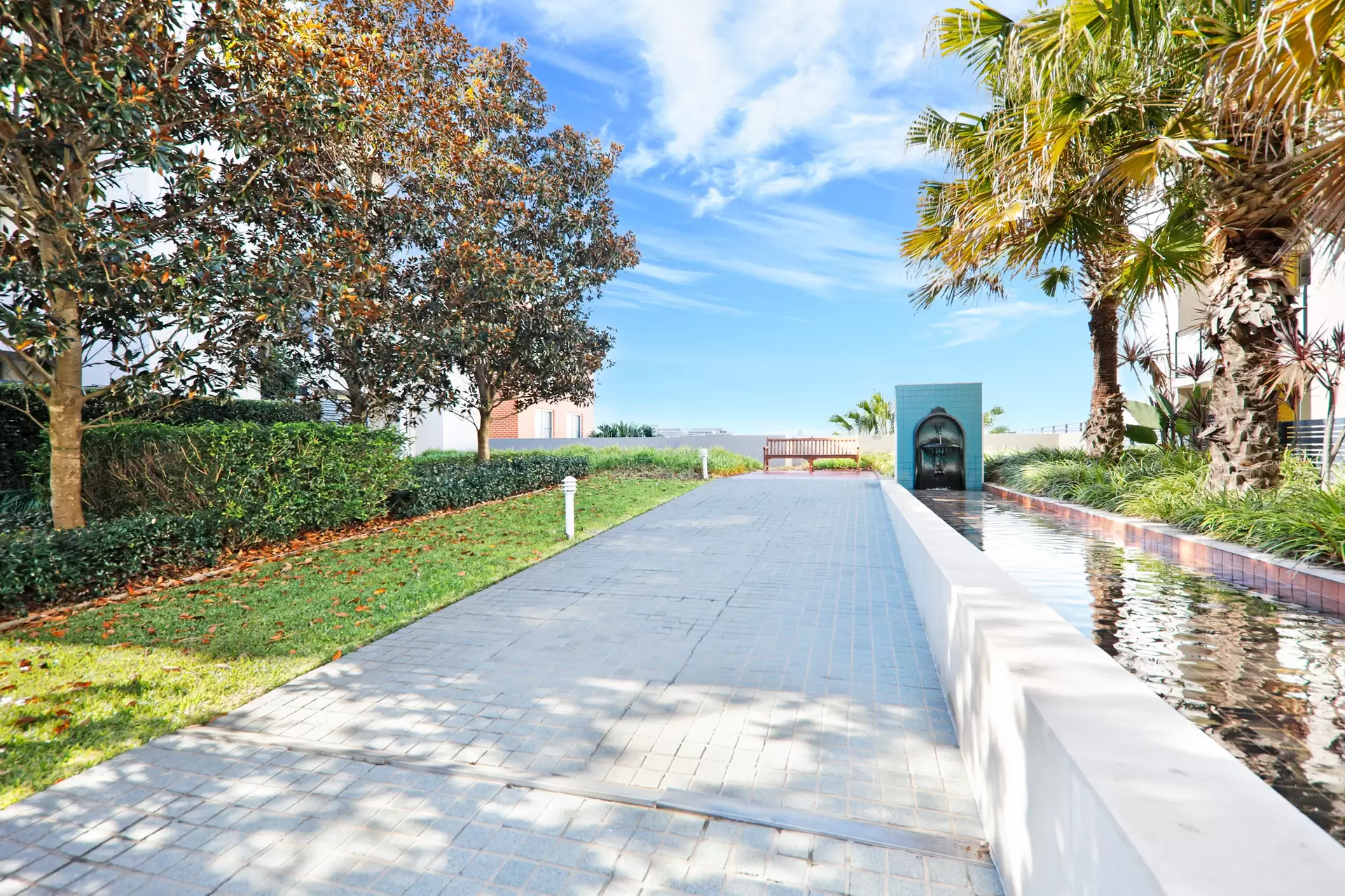 381/4 The Crescent, Wentworth Point Leased by Chidiac Realty - image 1