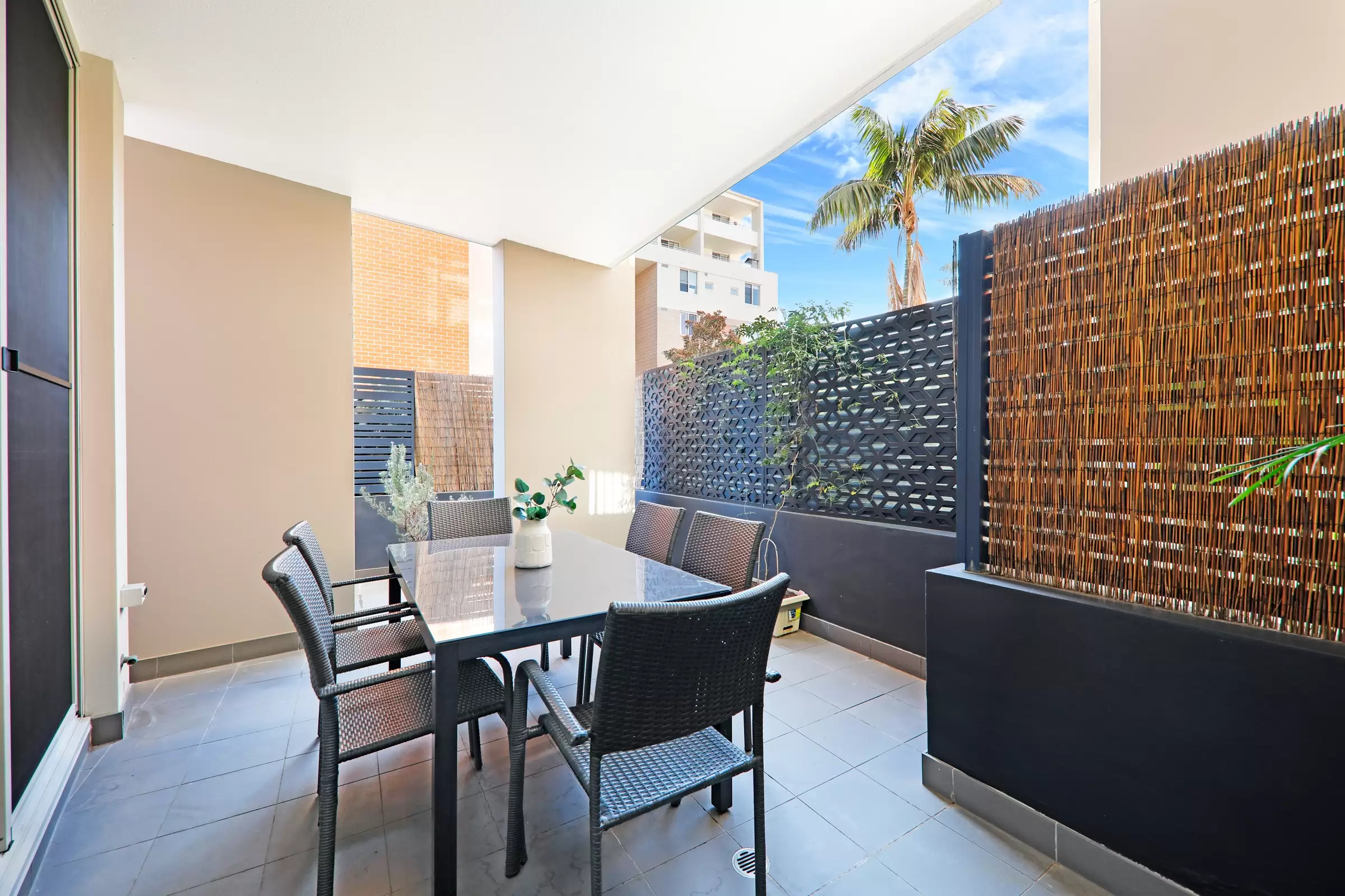 381/4 The Crescent, Wentworth Point Leased by Chidiac Realty - image 2