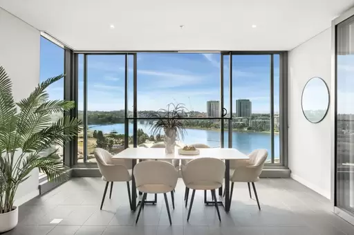 1204/18 Footbridge Boulevard, Wentworth Point Sold by Chidiac Realty