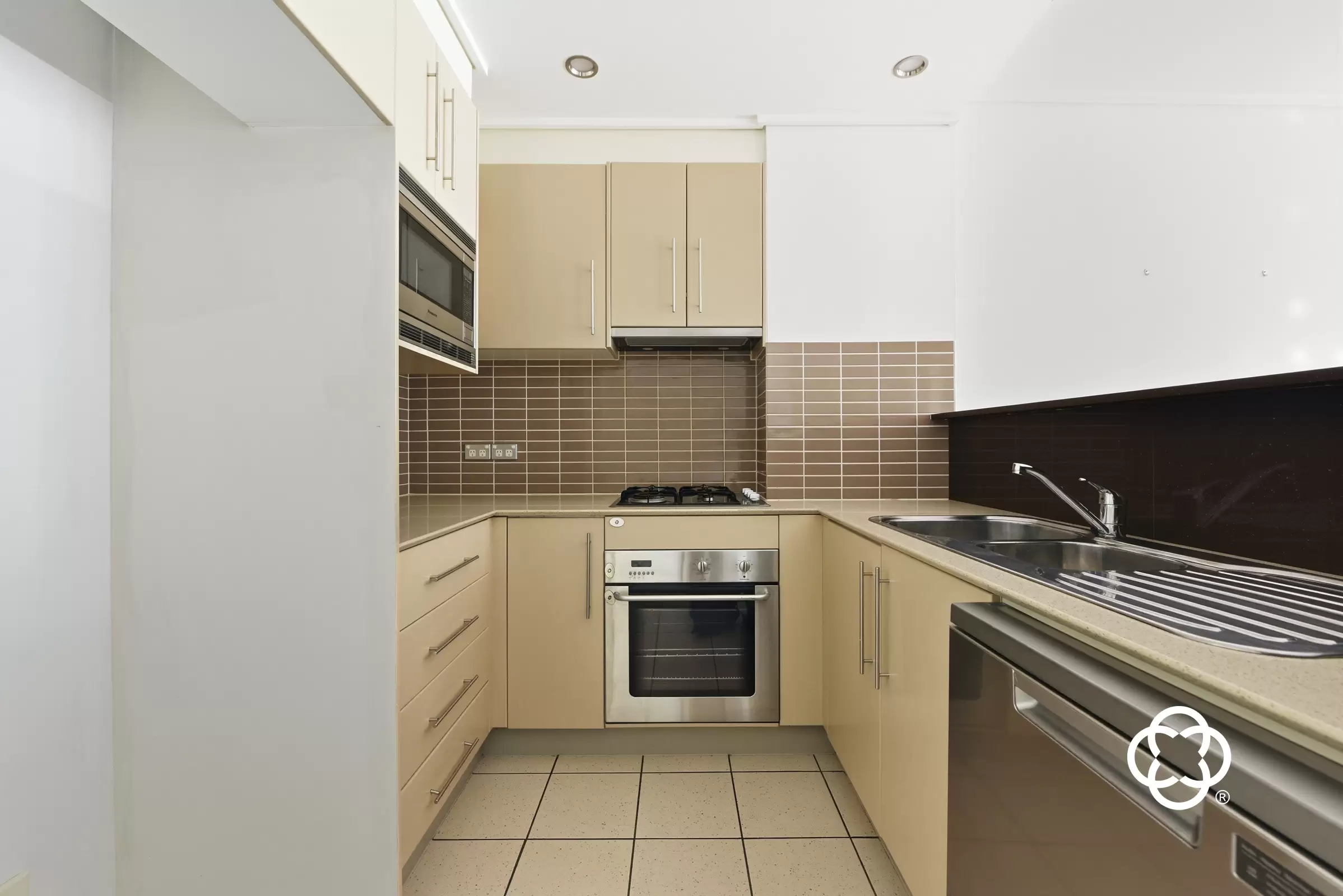 201/2 The Piazza, Wentworth Point Leased by Chidiac Realty - image 6
