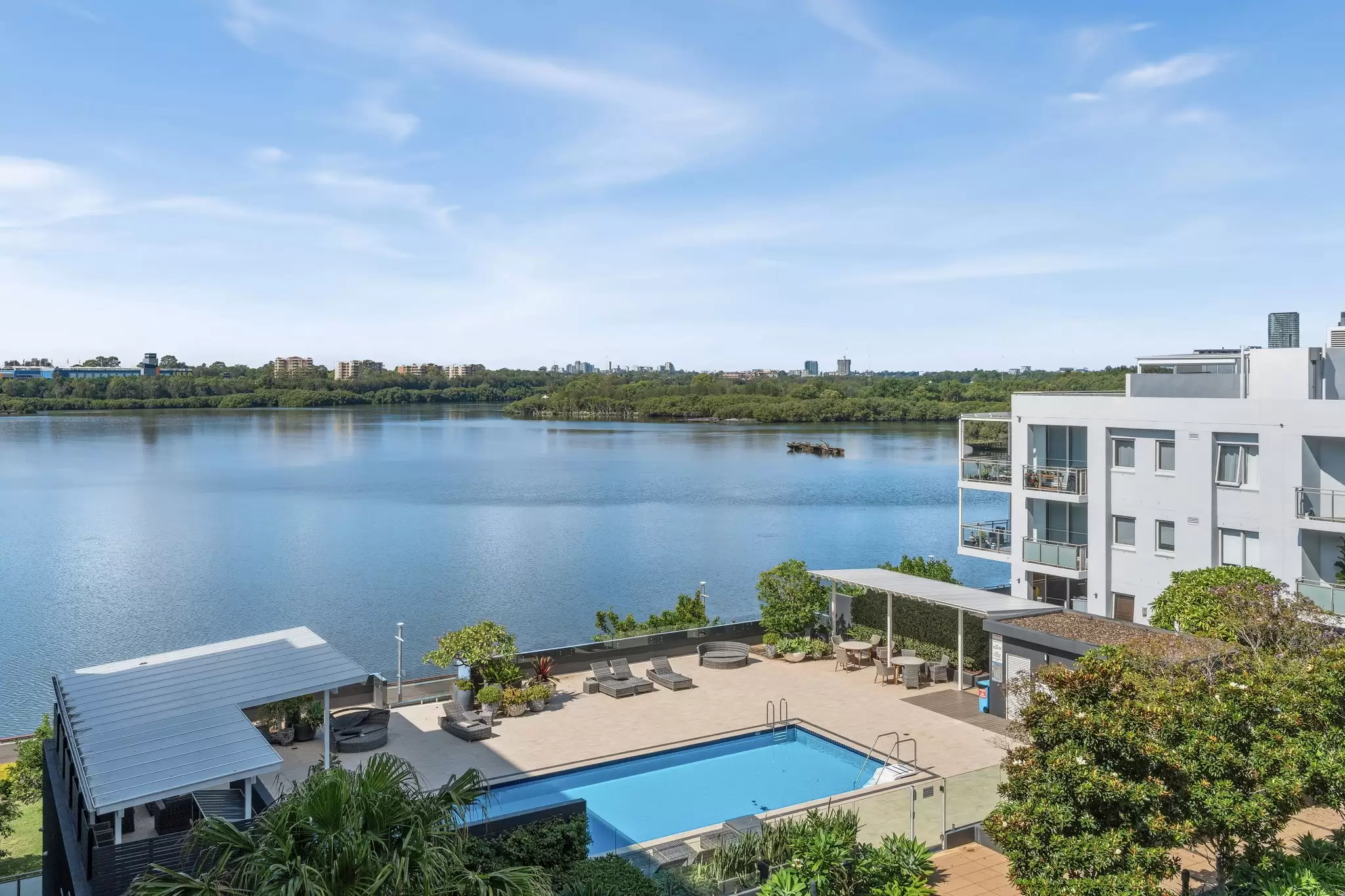 646/30 Baywater Drive, Wentworth Point Sold by Chidiac Realty - image 2