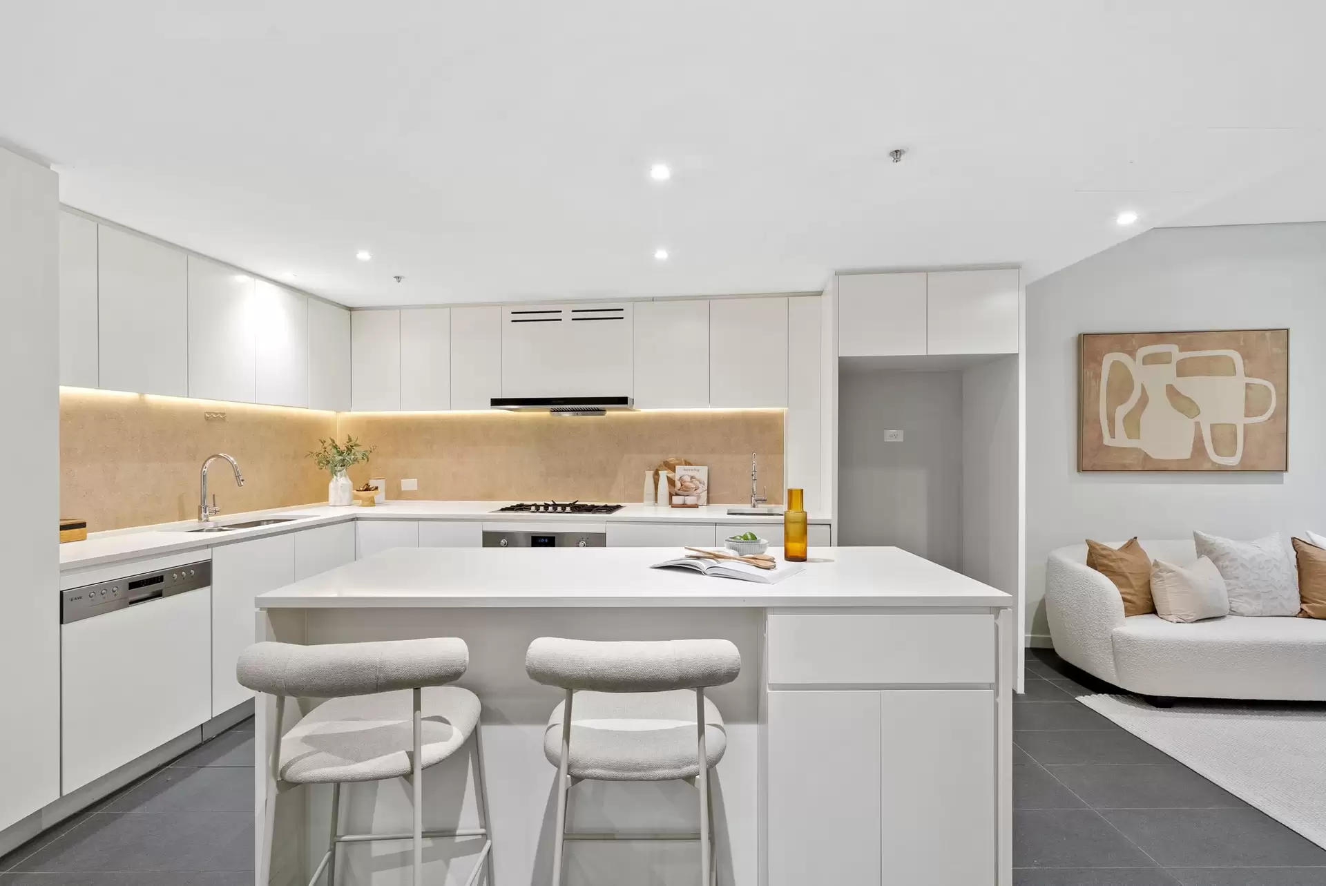 501/3 Half Street, Wentworth Point Sold by Chidiac Realty - image 1