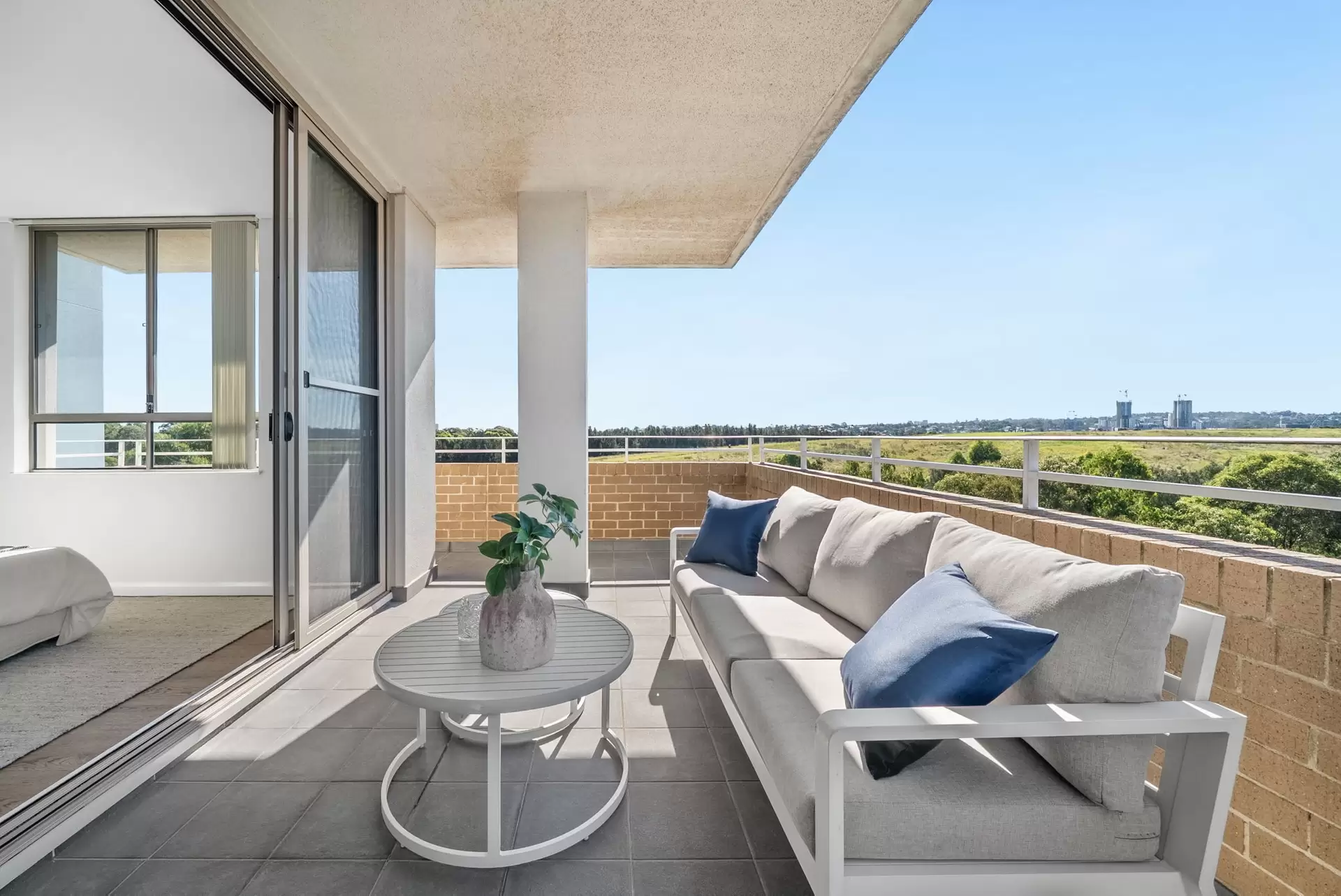 710/19 Hill Road, Wentworth Point Sold by Chidiac Realty - image 1