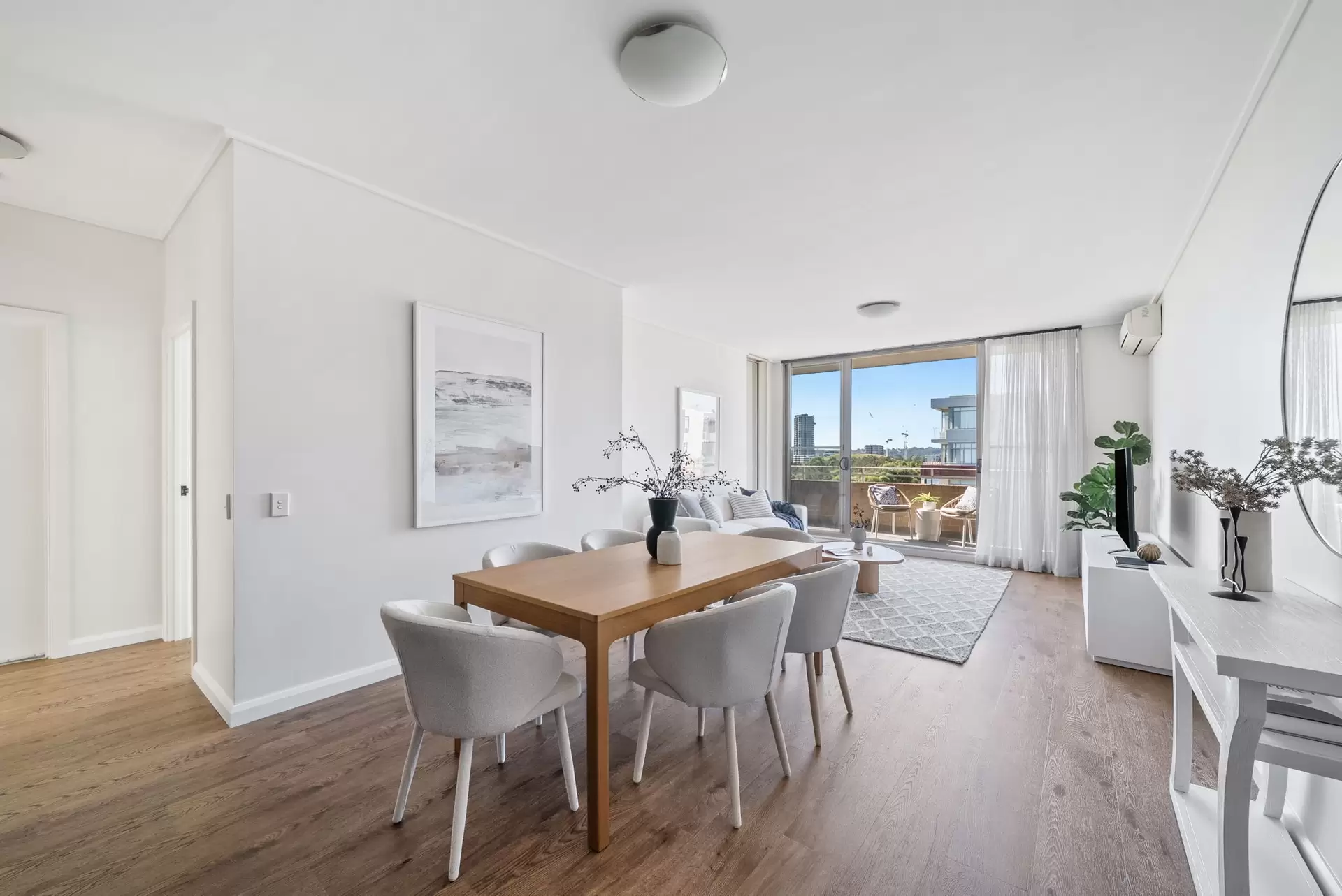 710/19 Hill Road, Wentworth Point Sold by Chidiac Realty - image 1