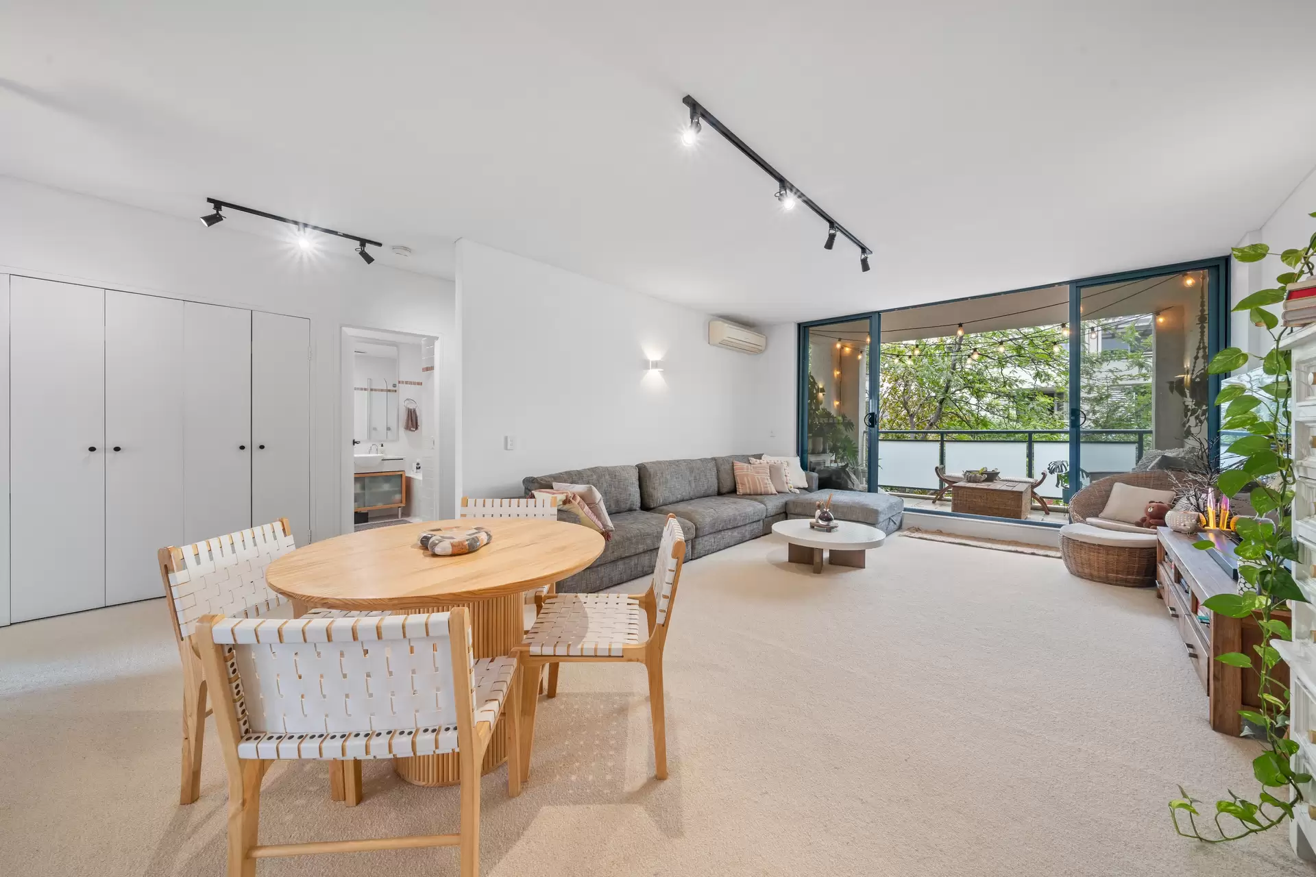 202/5 Stromboli Strait, Wentworth Point Sold by Chidiac Realty - image 1