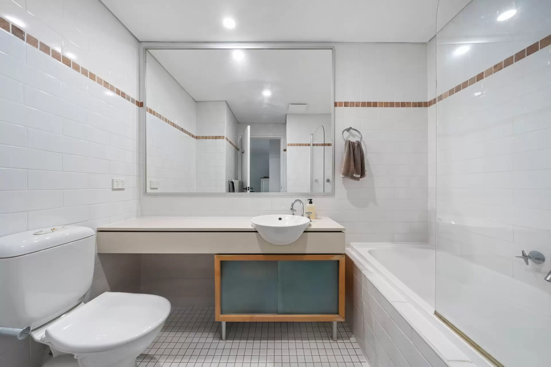 202/5 Stromboli Strait, Wentworth Point Sold by Chidiac Realty - image 1