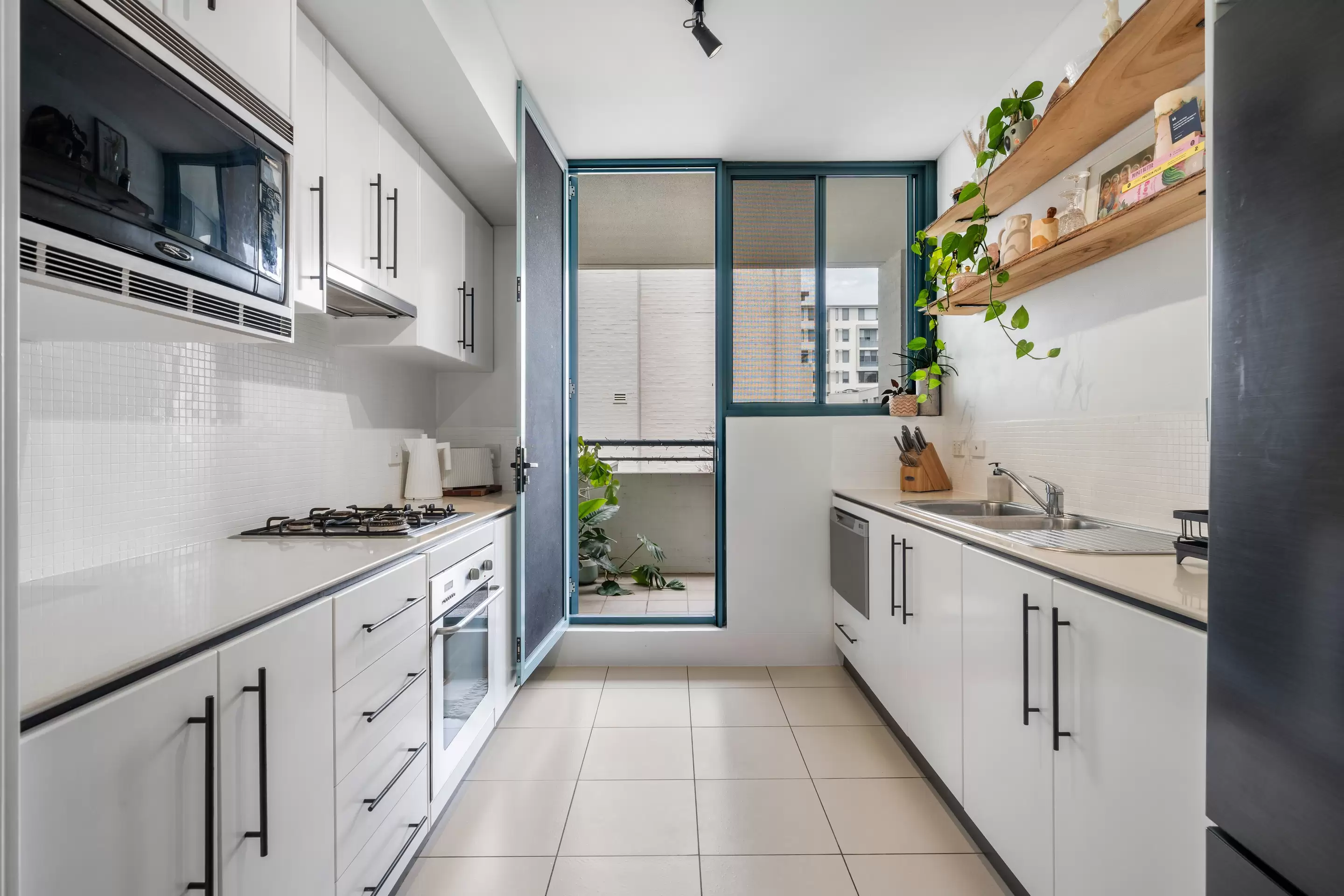 202/5 Stromboli Strait, Wentworth Point Sold by Chidiac Realty - image 3