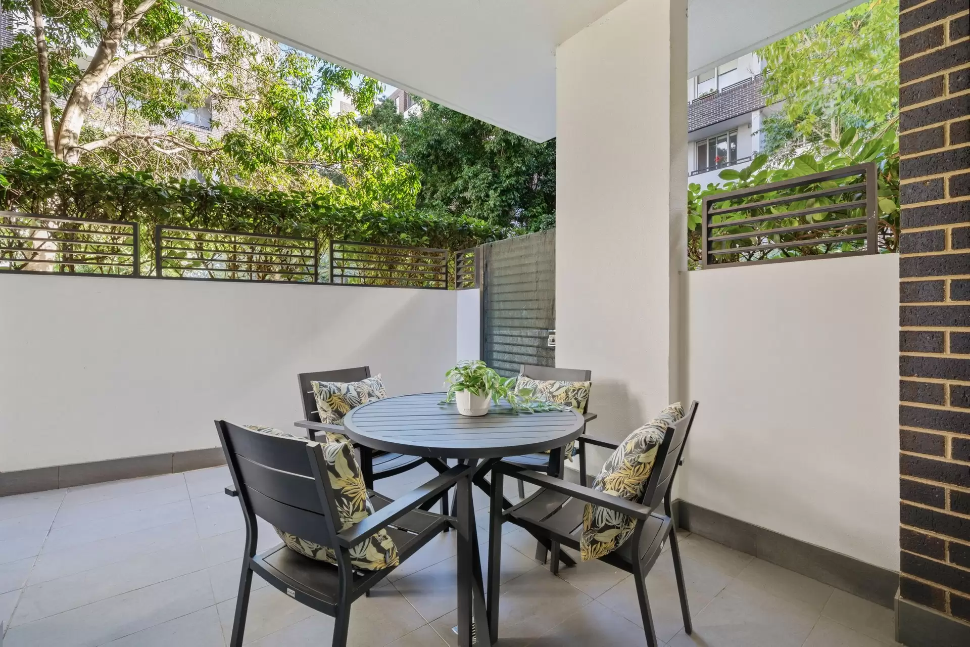 223/2 Half Street, Wentworth Point Sold by Chidiac Realty - image 1