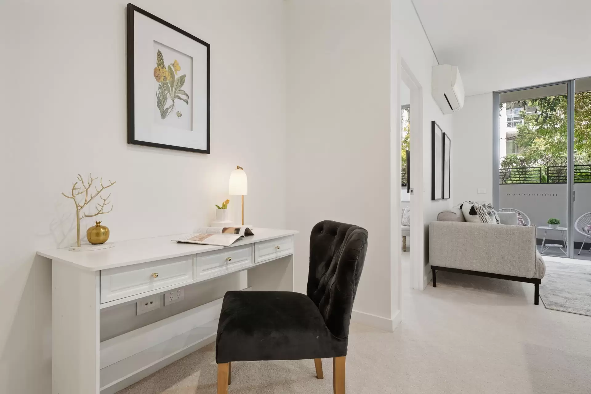 223/2 Half Street, Wentworth Point Sold by Chidiac Realty - image 1