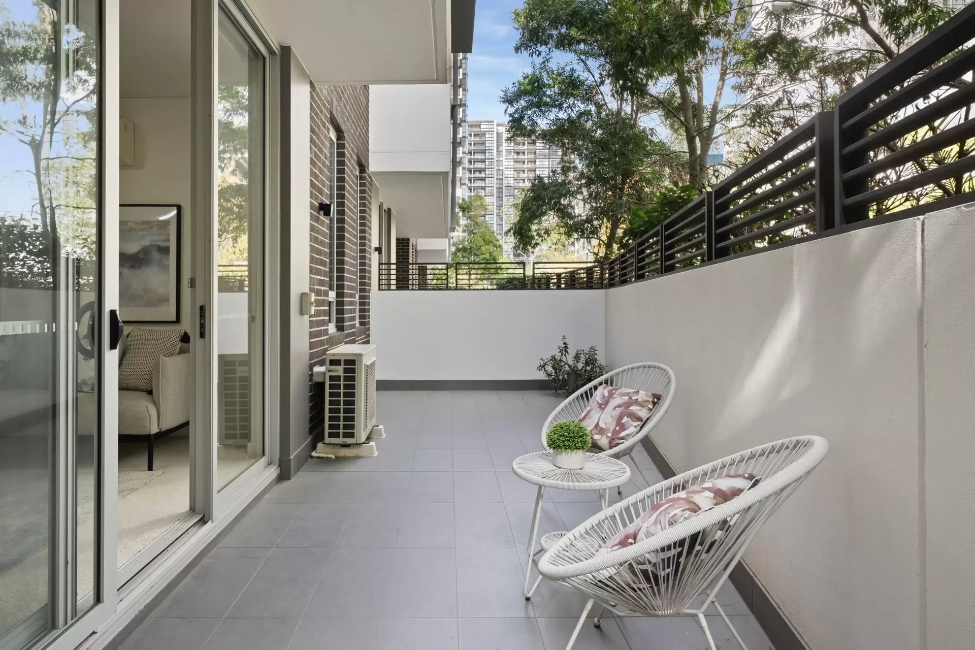 223/2 Half Street, Wentworth Point Sold by Chidiac Realty - image 1