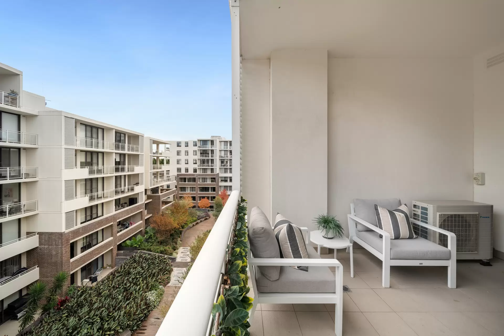 626/43 Amalfi Drive, Wentworth Point Sold by Chidiac Realty - image 1