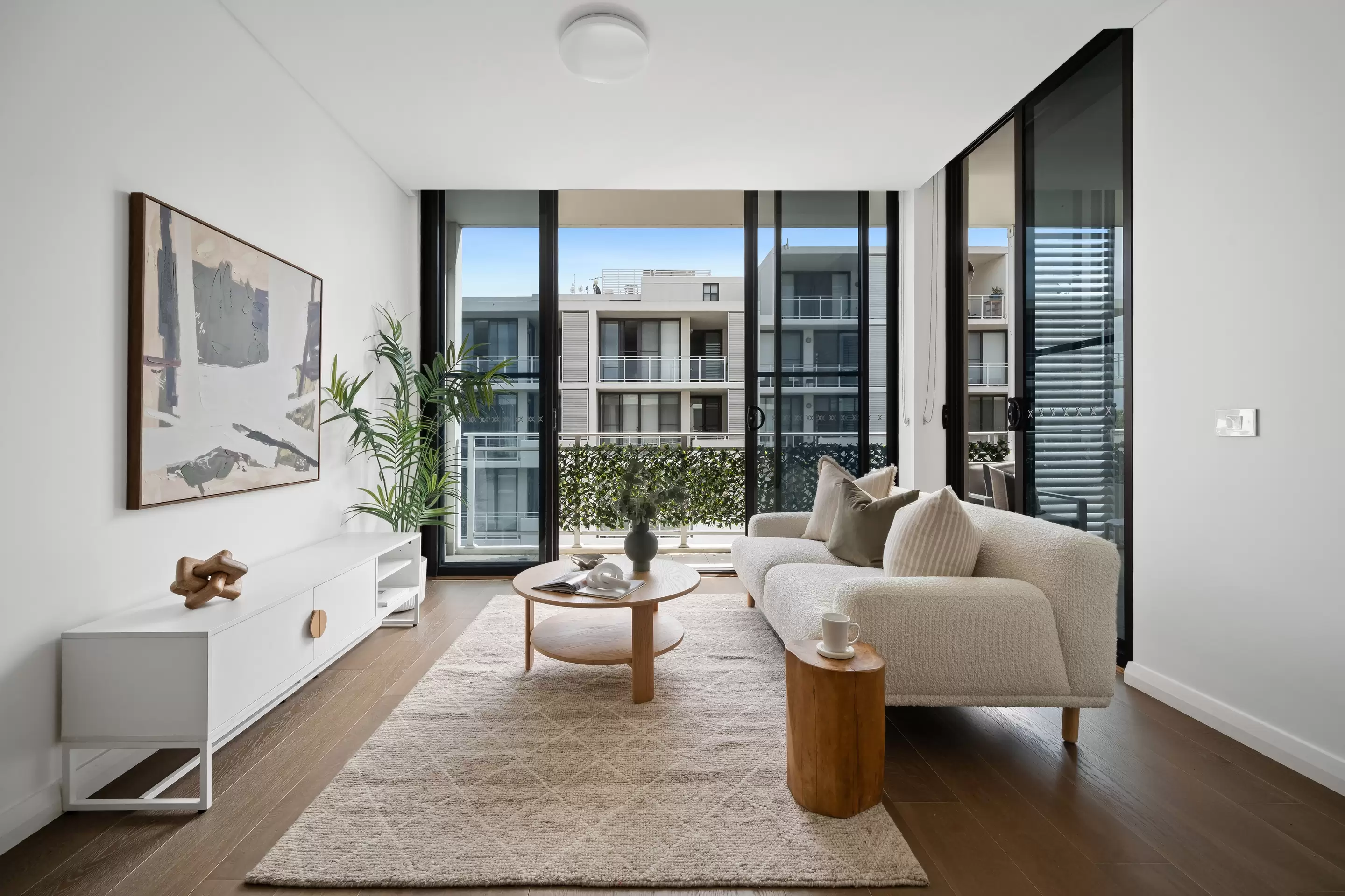 626/43 Amalfi Drive, Wentworth Point Sold by Chidiac Realty - image 3