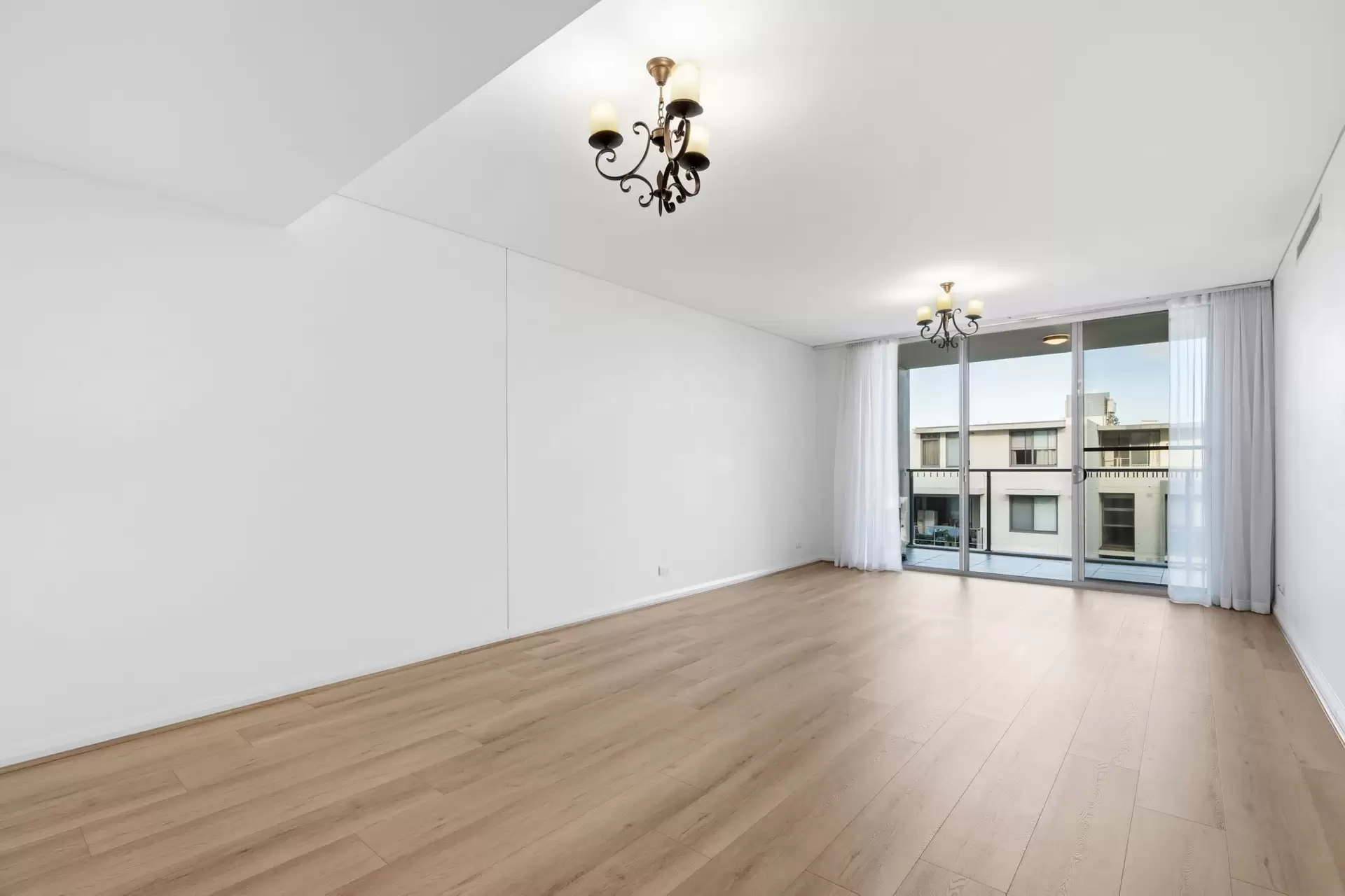 504/8 Marine Parade, Wentworth Point Leased by Chidiac Realty - image 1