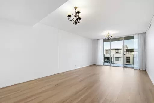 504/8 Marine Parade, Wentworth Point Leased by Chidiac Realty