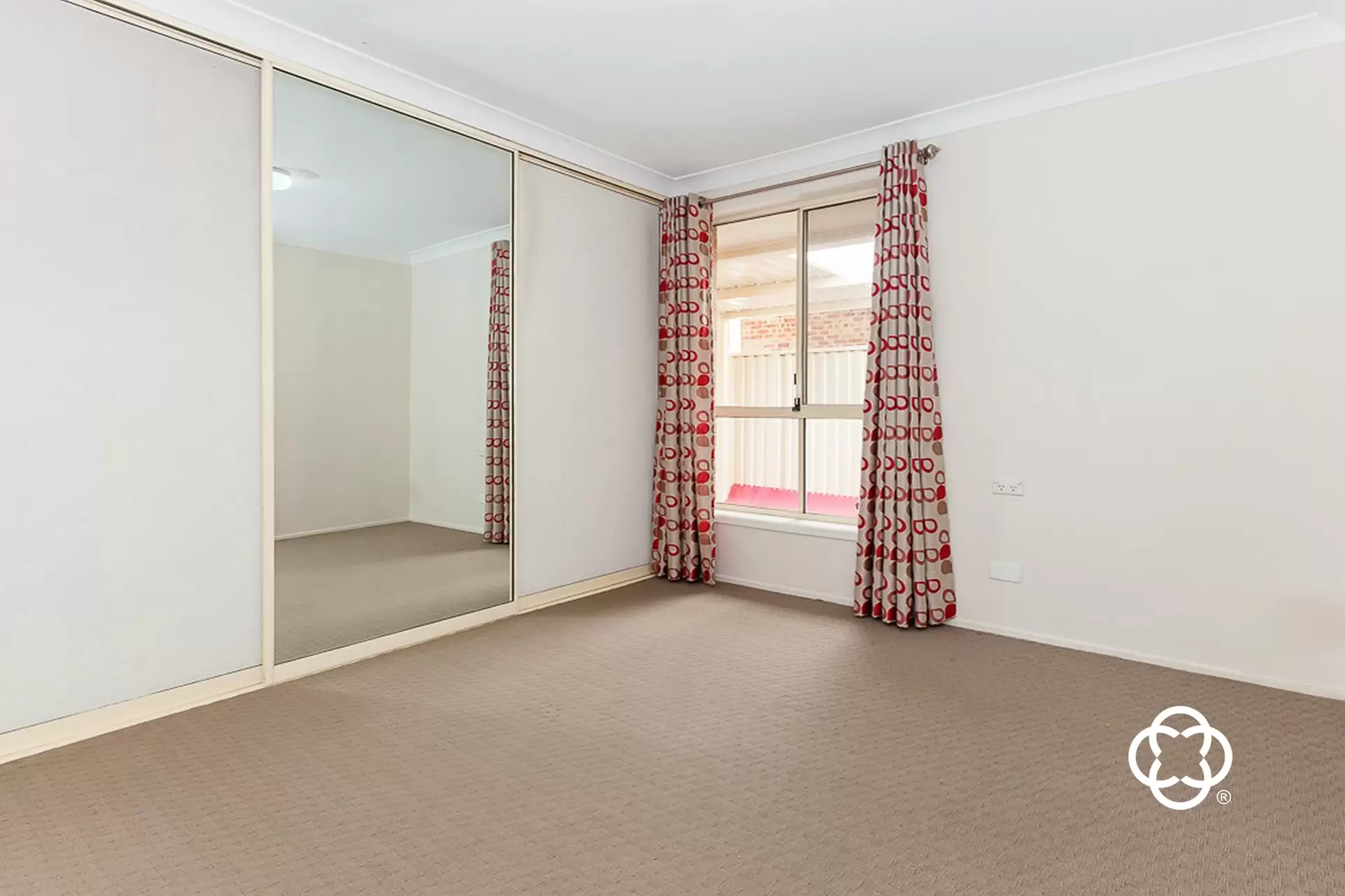 10/5A Binalong Road, Pendle Hill Leased by Chidiac Realty - image 1