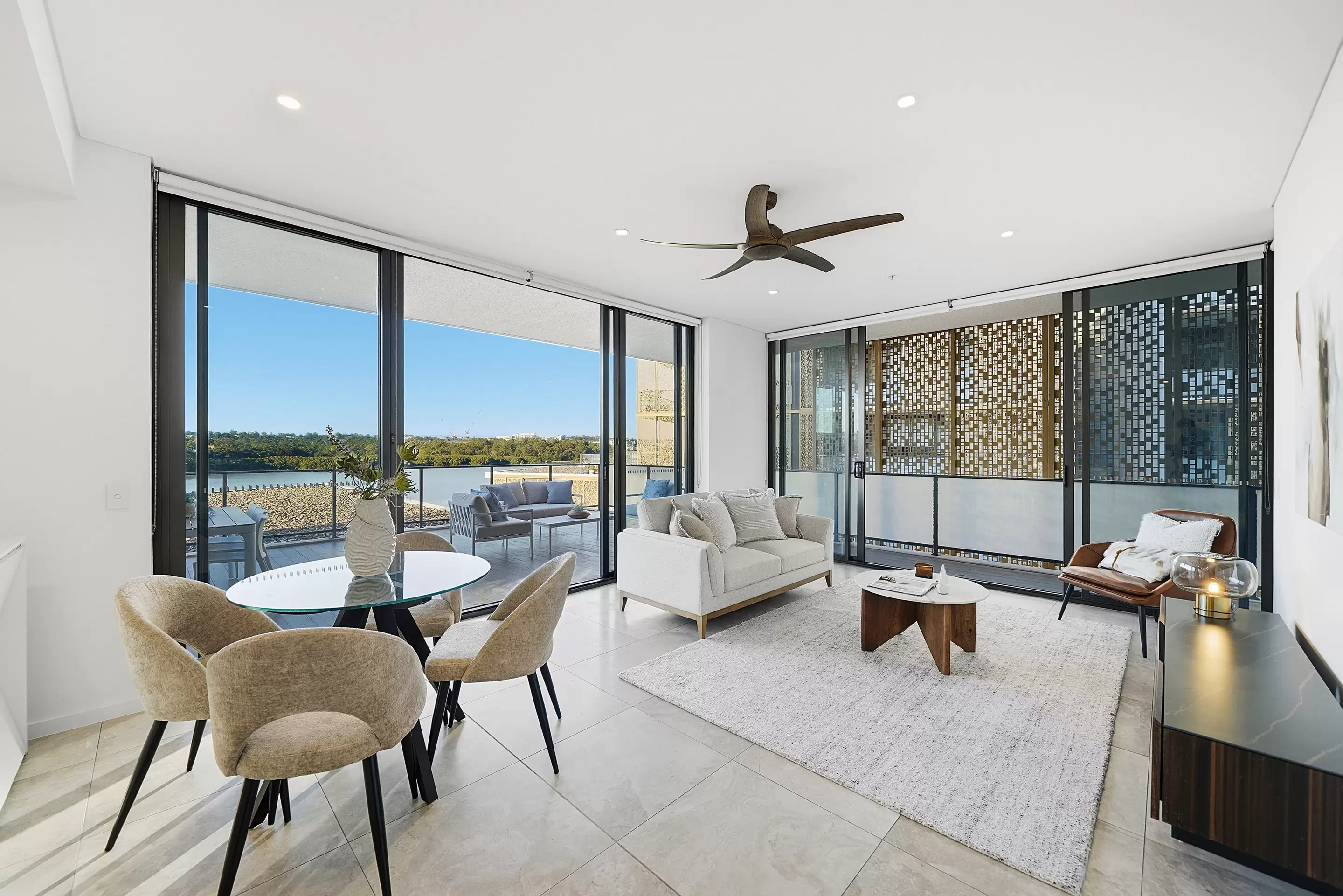 605/1A Burroway Road, Wentworth Point Leased by Chidiac Realty - image 2