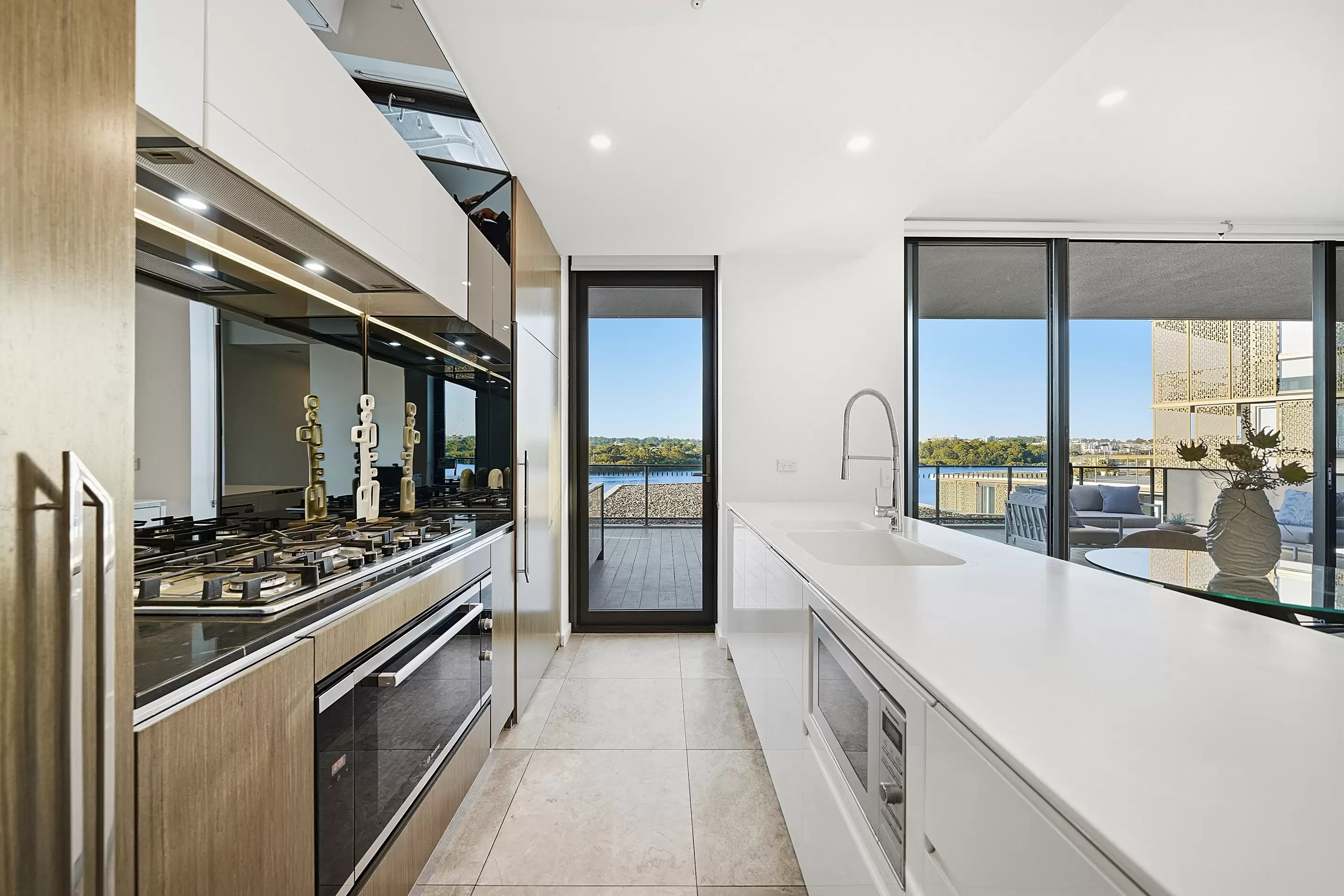 605/1A Burroway Road, Wentworth Point Leased by Chidiac Realty - image 5