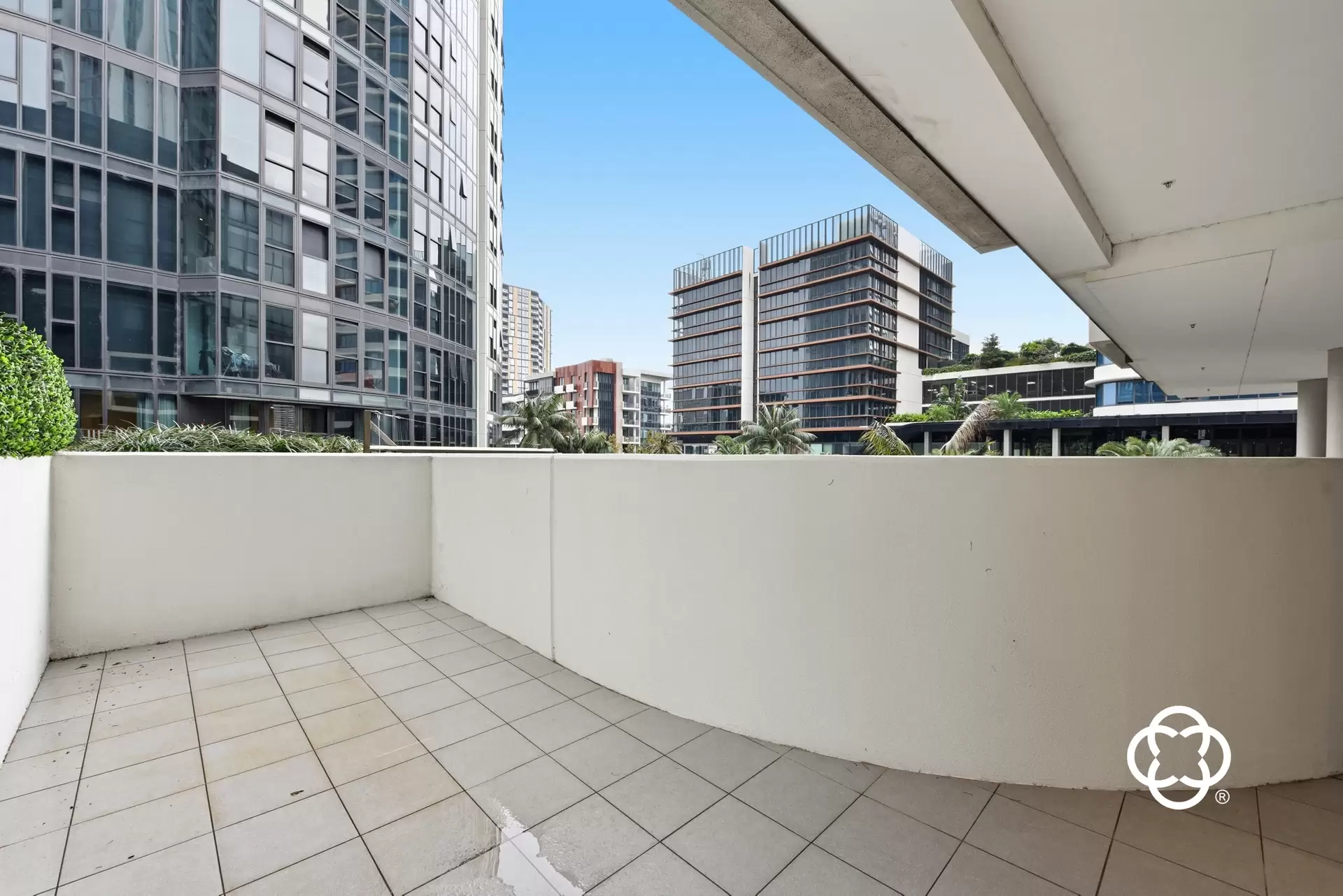 304/5 Wentworth Place, Wentworth Point Leased by Chidiac Realty - image 1