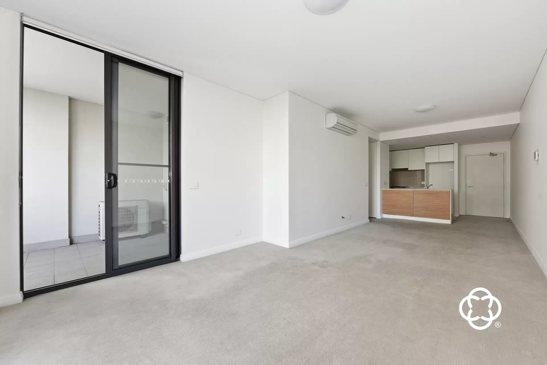 415/4 Baywater Drive, Wentworth Point Leased by Chidiac Realty - image 1