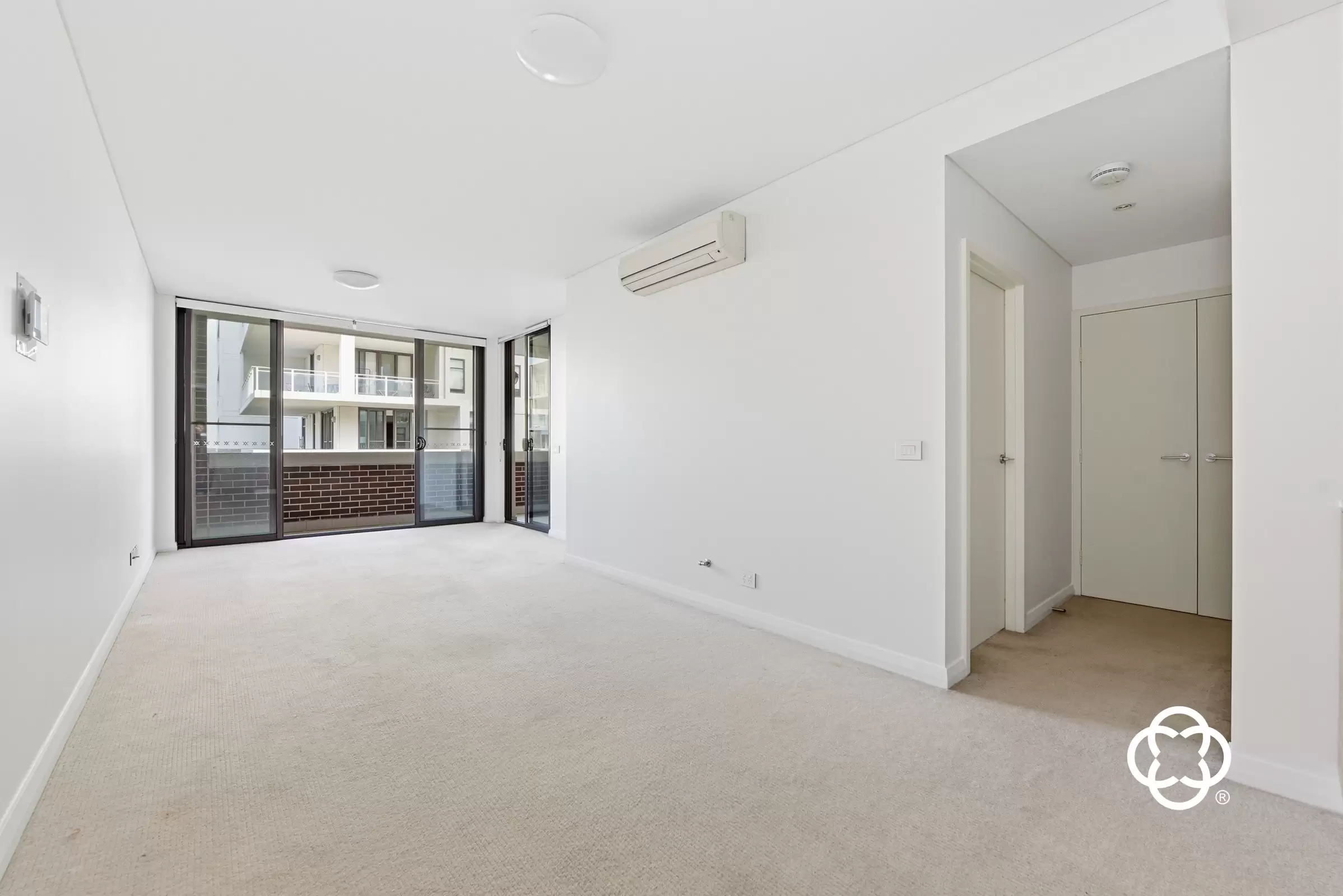 415/4 Baywater Drive, Wentworth Point Leased by Chidiac Realty - image 1