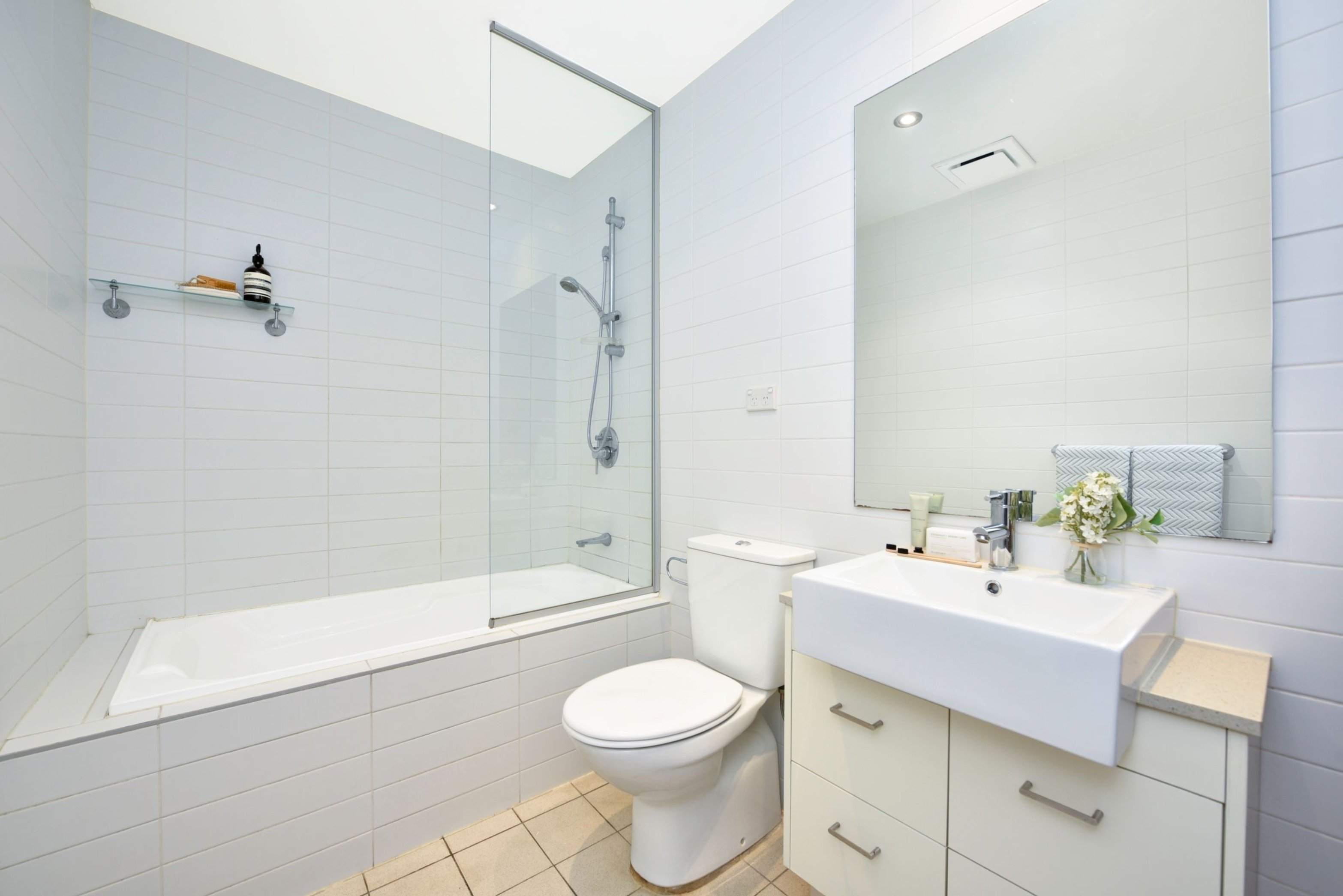 215/21 Hill Road, Wentworth Point Sold by Chidiac Realty - image 6