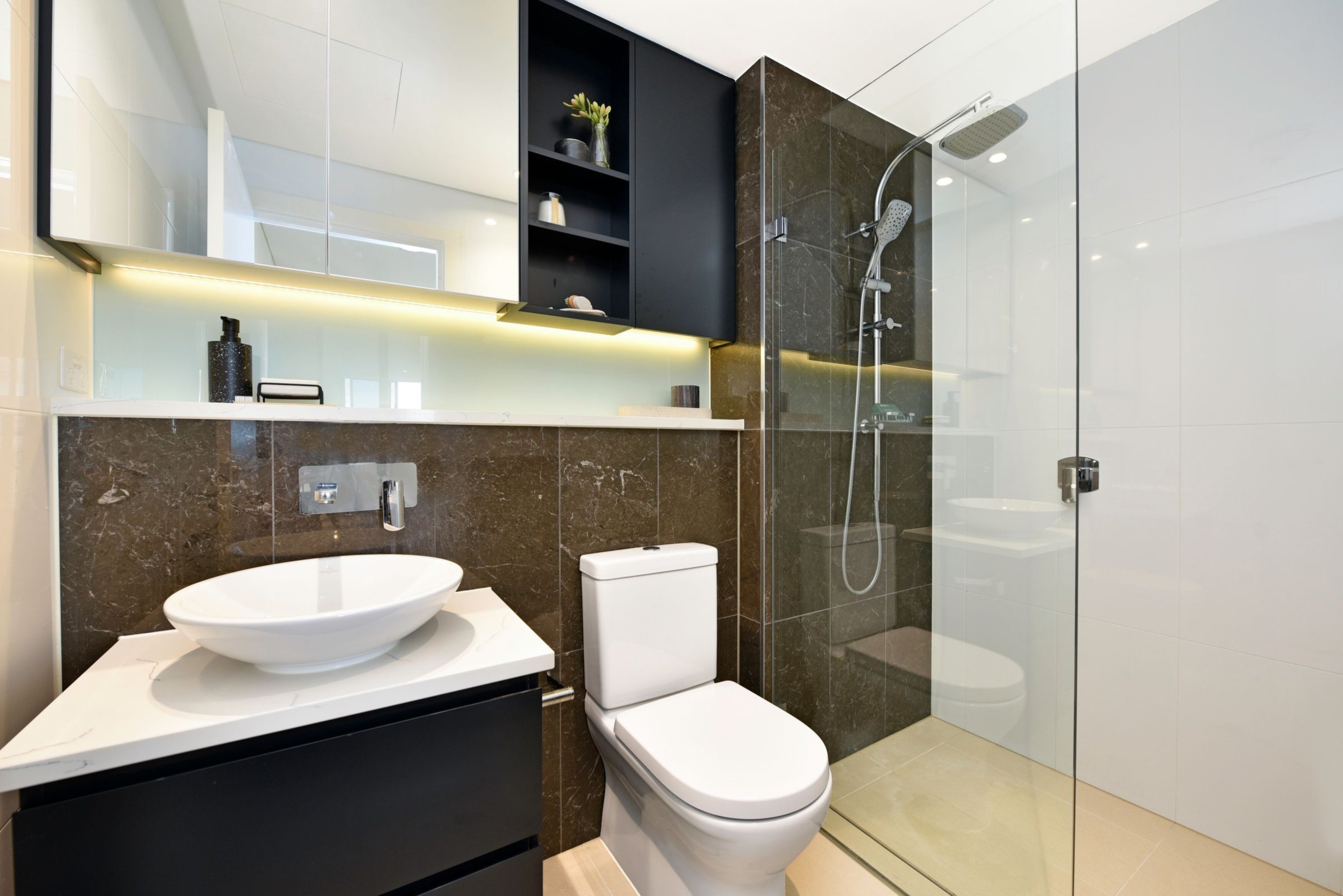 2403/11 Wentworth Place, Wentworth Point Sold by Chidiac Realty - image 8