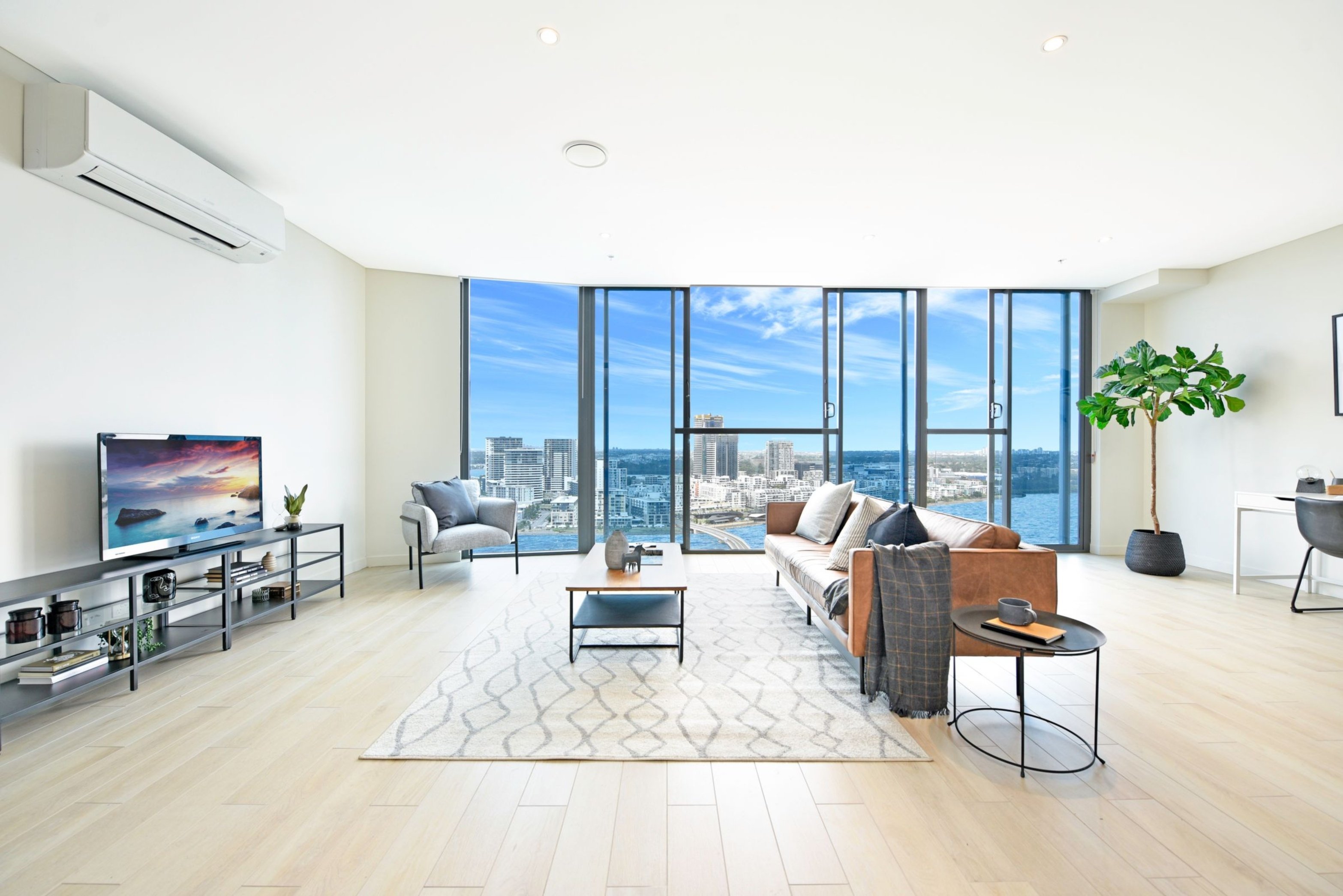 2403/11 Wentworth Place, Wentworth Point Sold by Chidiac Realty - image 4