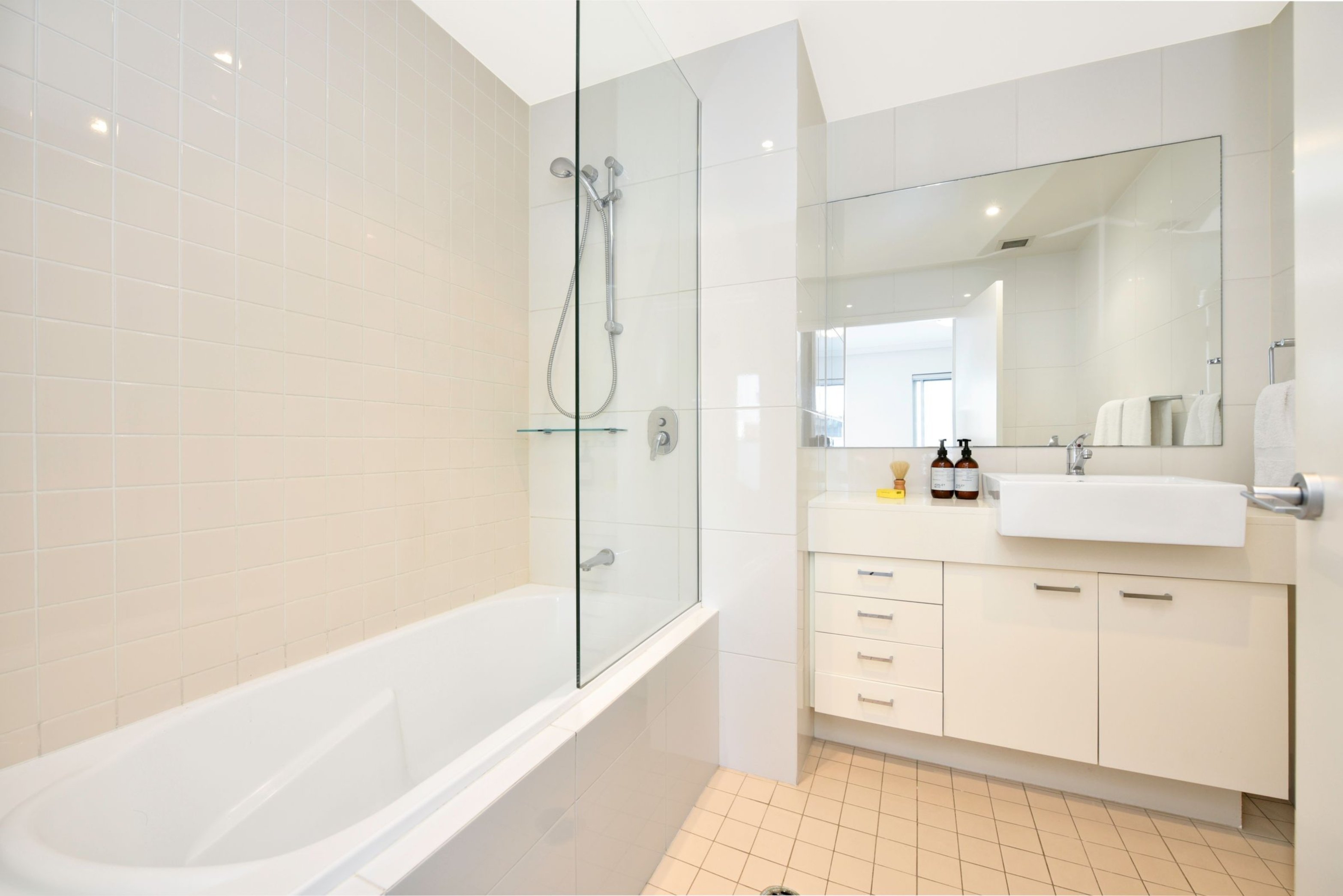 551/5 Baywater Drive, Wentworth Point Sold by Chidiac Realty - image 7
