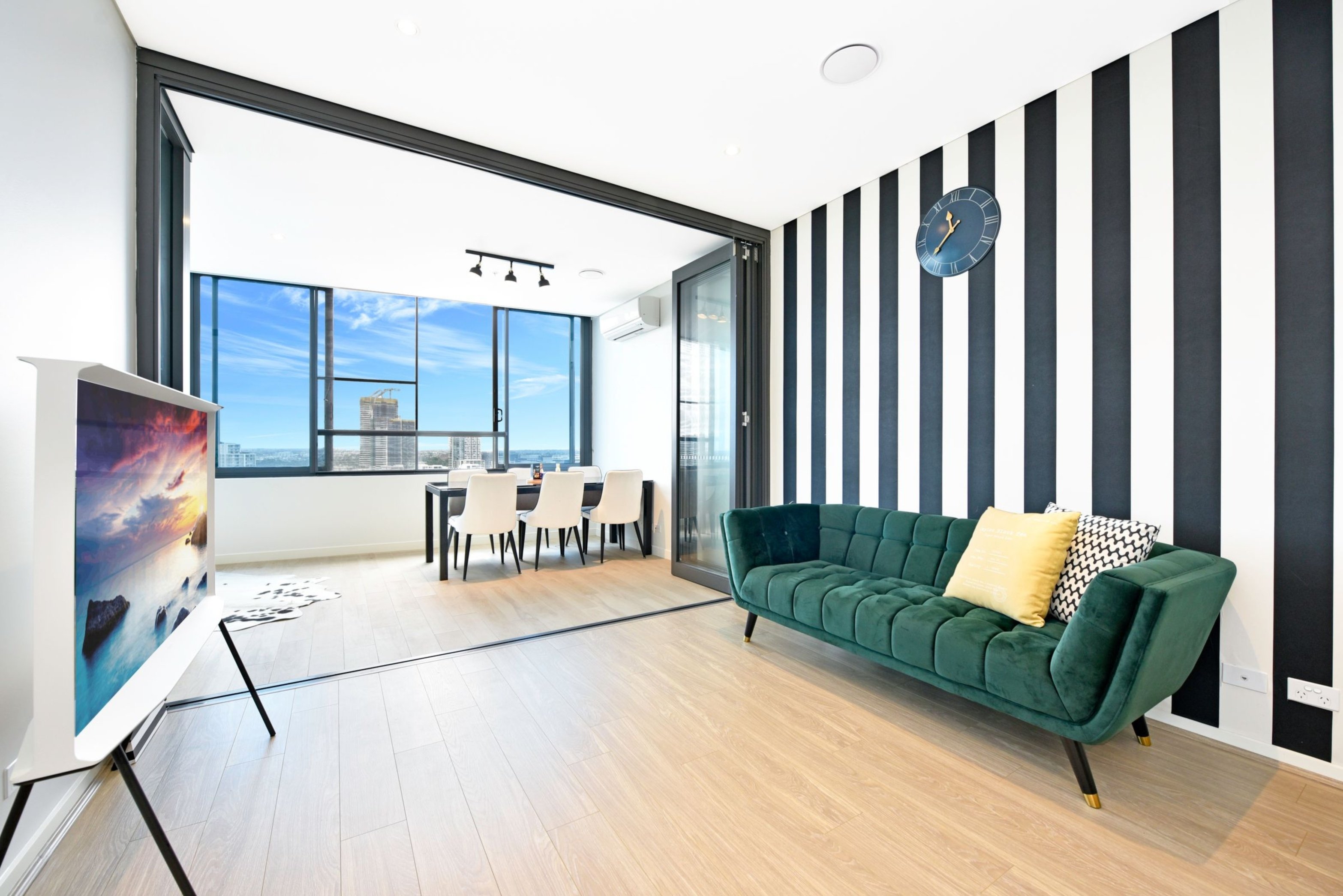 1805/11 Wentworth Place, Wentworth Point Sold by Chidiac Realty - image 3