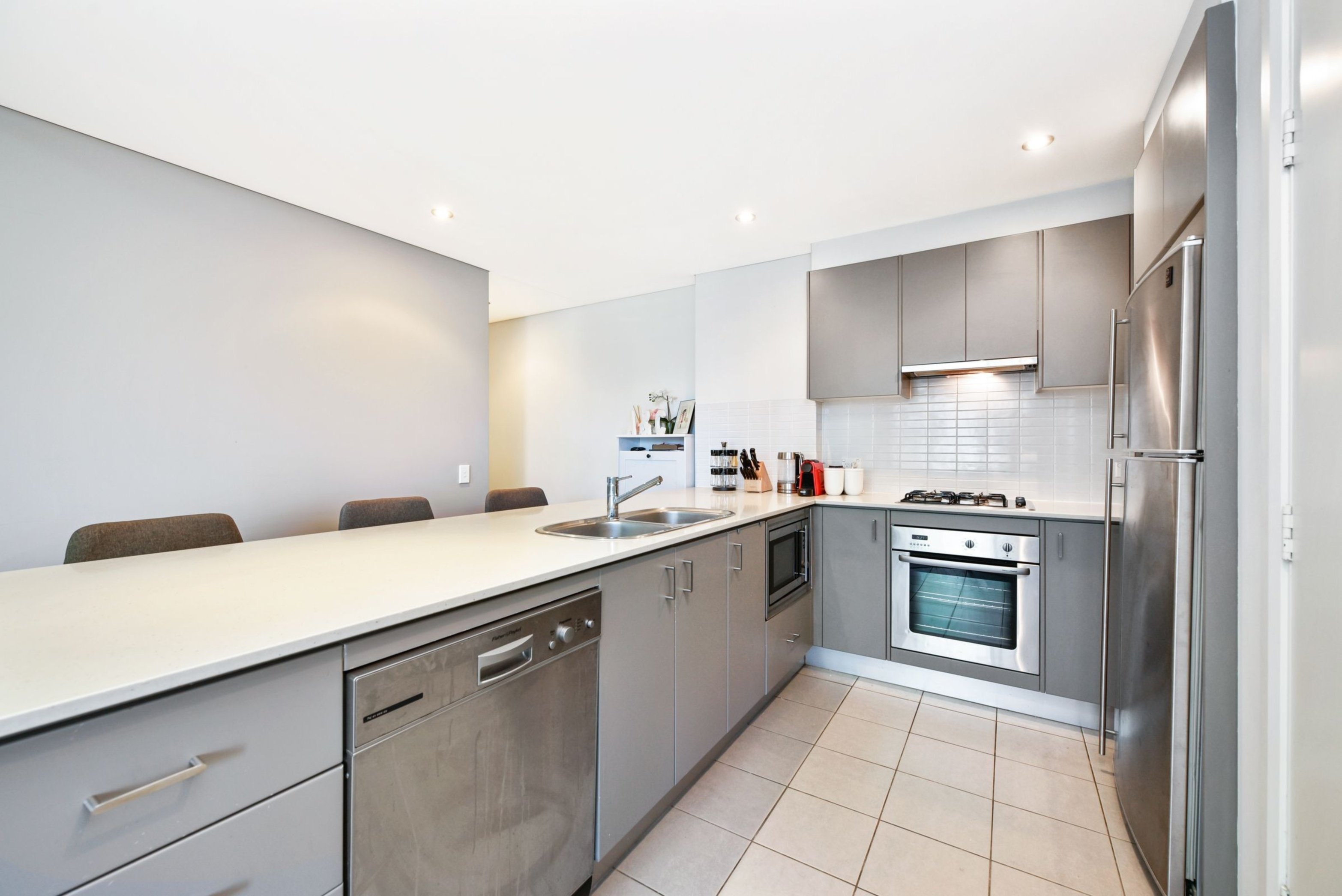 515/21 Hill Road, Wentworth Point Sold by Chidiac Realty - image 3