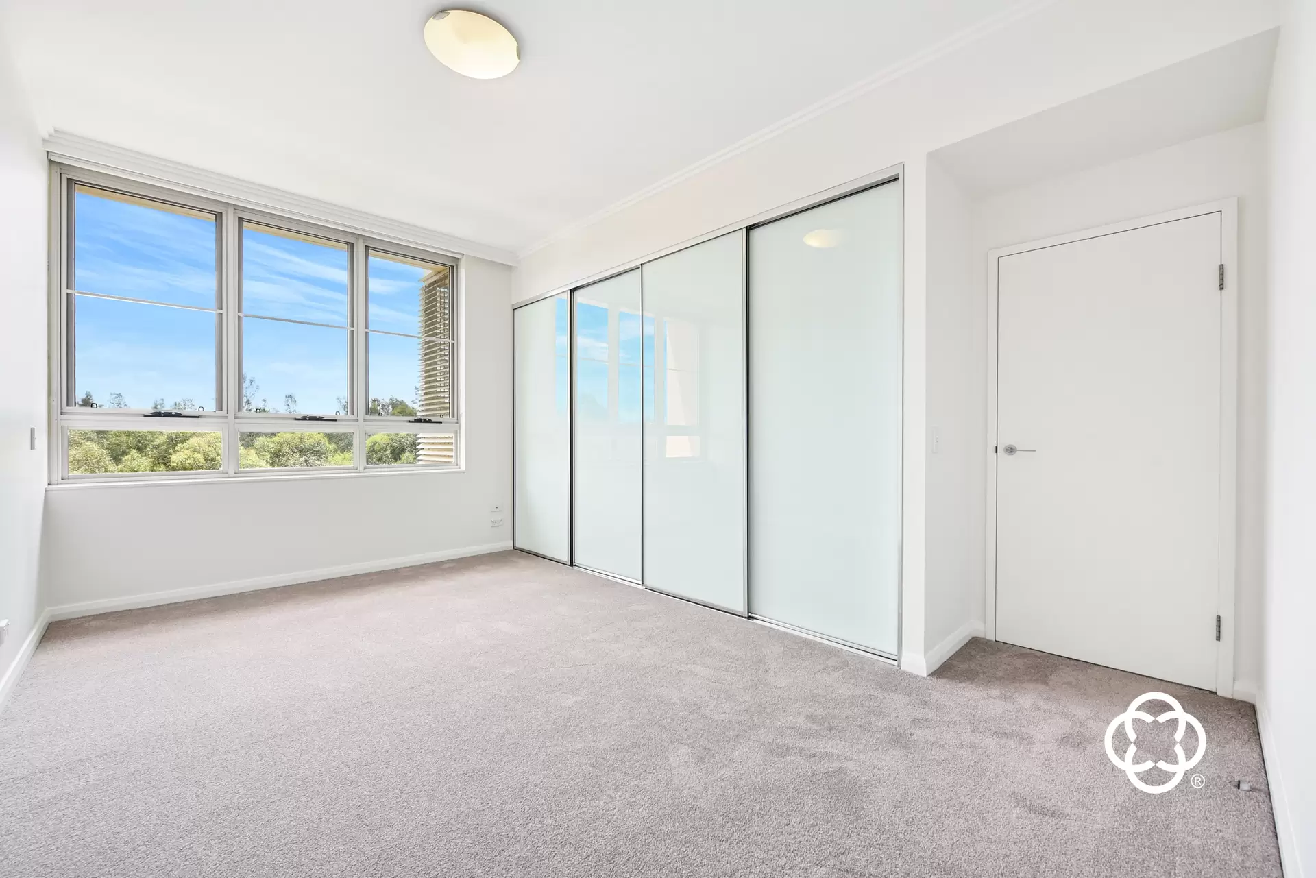 584/33 Hill Road, Wentworth Point Leased by Chidiac Realty - image 1