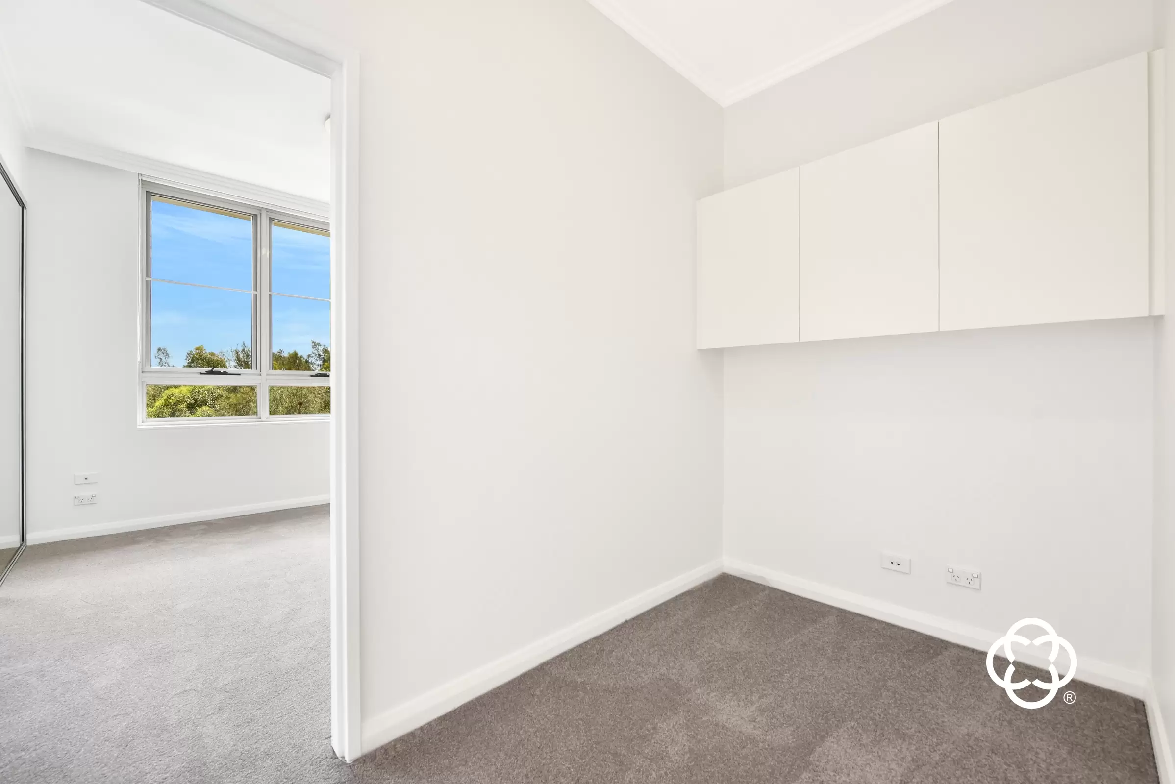 584/33 Hill Road, Wentworth Point Leased by Chidiac Realty - image 4
