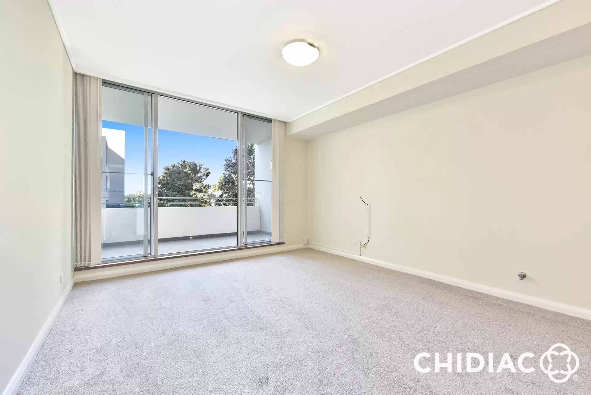 543/2 The Crescent, Wentworth Point Leased by Chidiac Realty - image 1