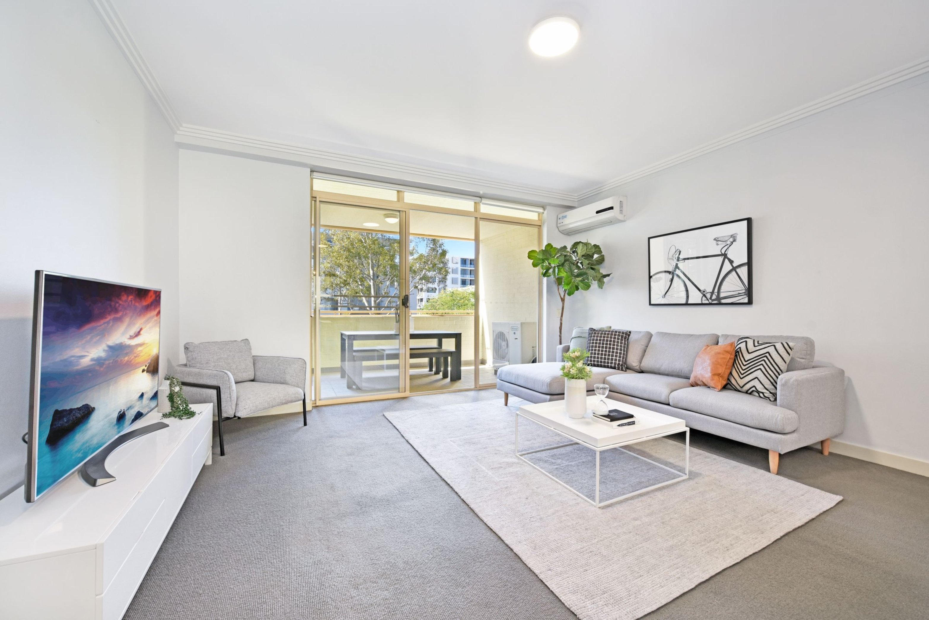 211/4 Stromboli Strait, Wentworth Point Sold by Chidiac Realty - image 1