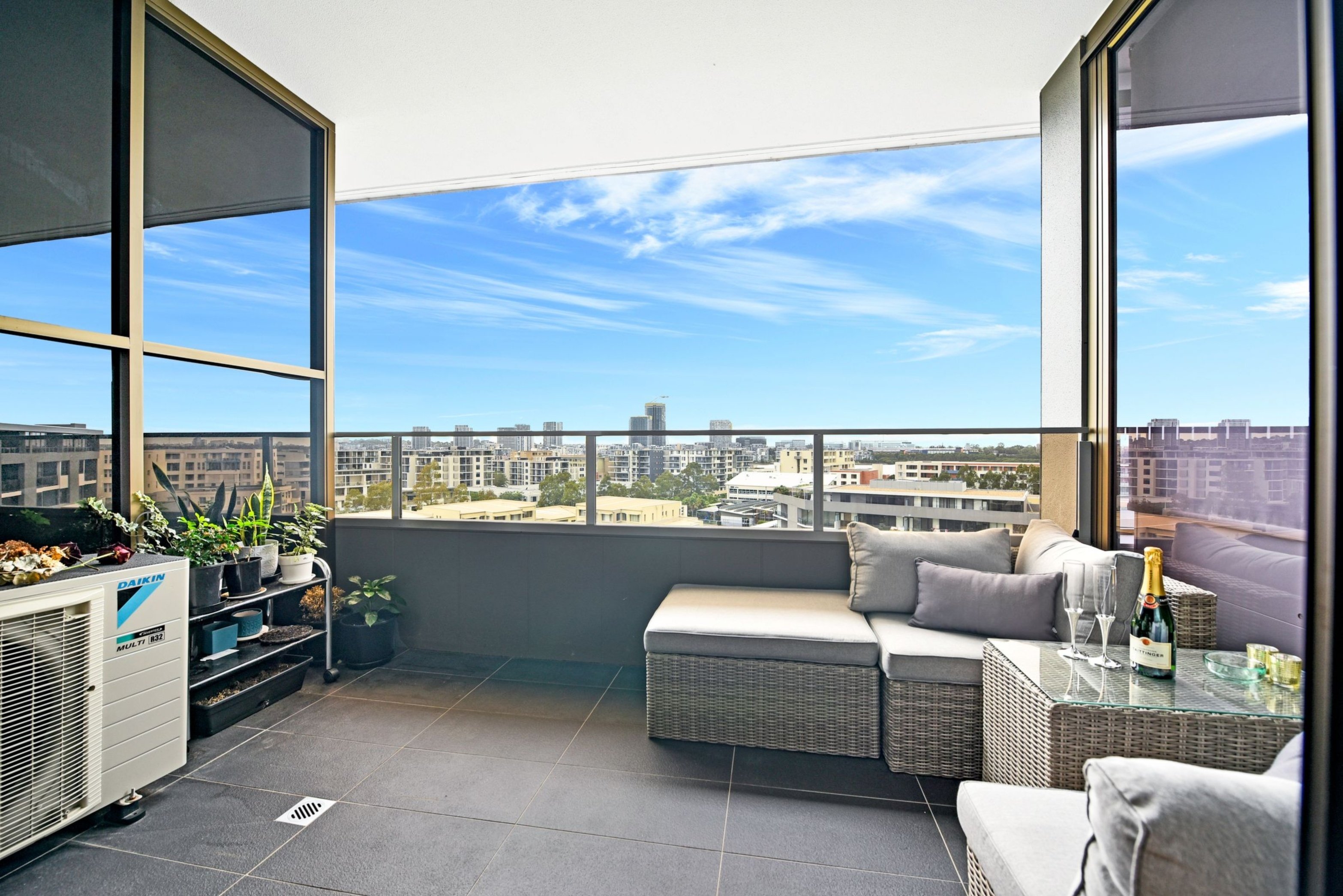 15126/19 Amalfi Drive, Wentworth Point Sold by Chidiac Realty - image 4