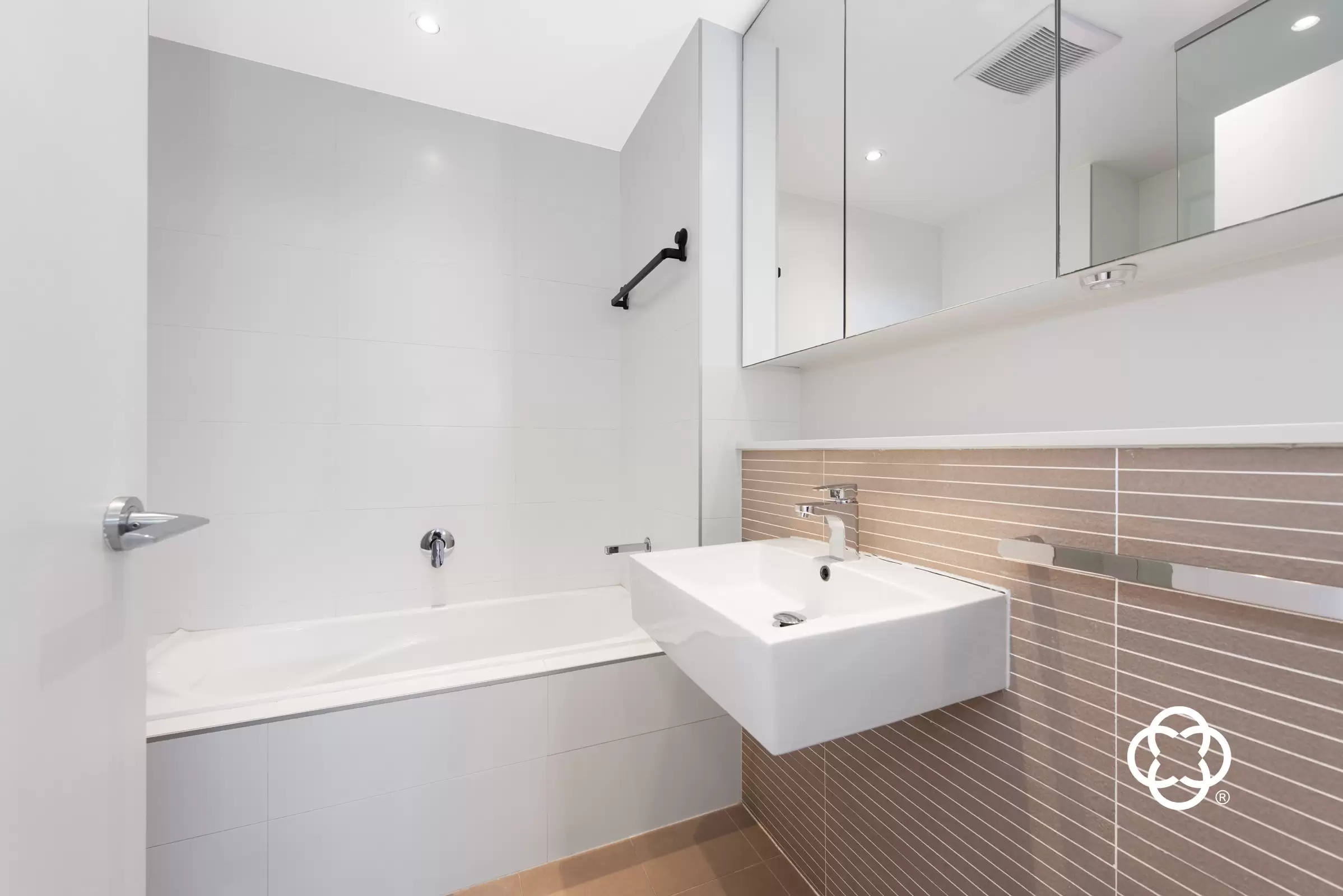 334/43 Amalfi Drive, Wentworth Point Leased by Chidiac Realty - image 6