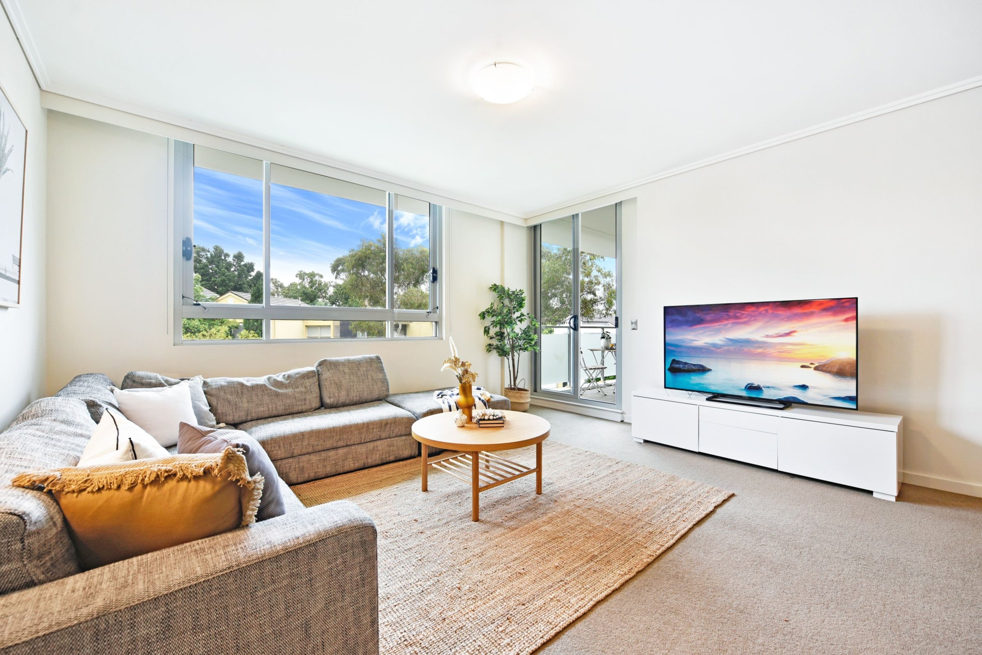 109/6 Avenue Of Oceania, Newington Sold by Chidiac Realty - image 2