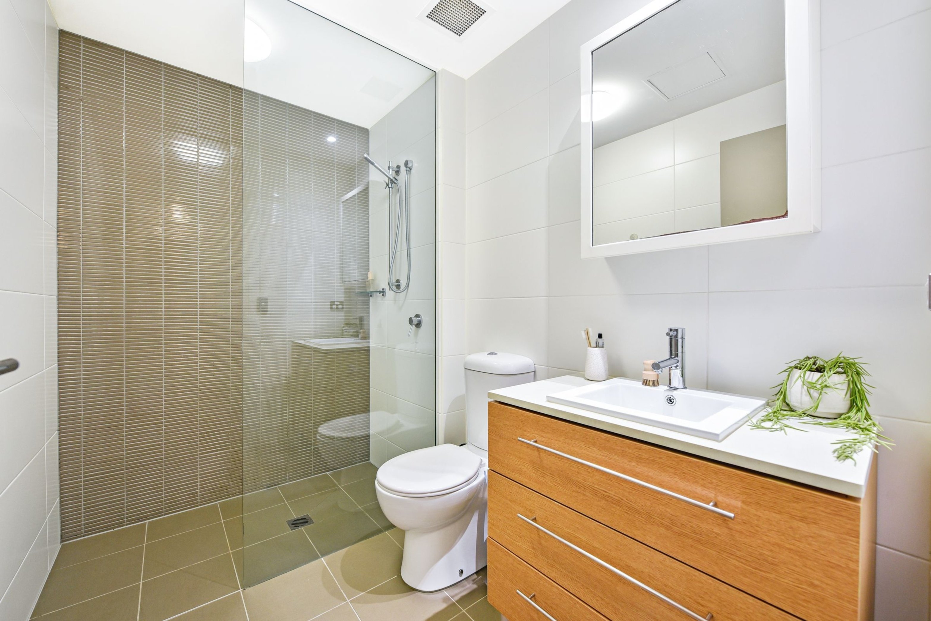 109/6 Avenue Of Oceania, Newington Sold by Chidiac Realty - image 5