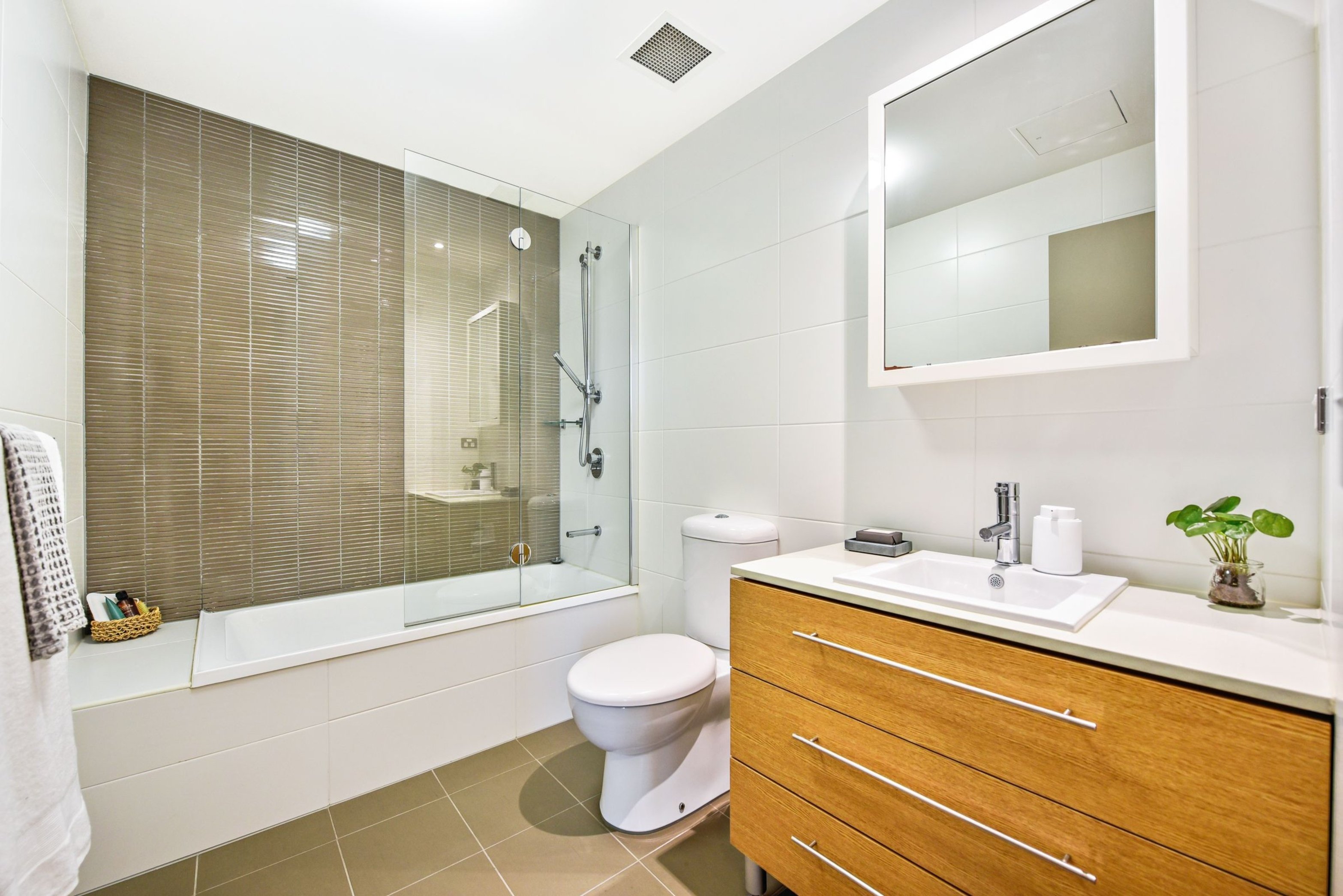 109/6 Avenue Of Oceania, Newington Sold by Chidiac Realty - image 9