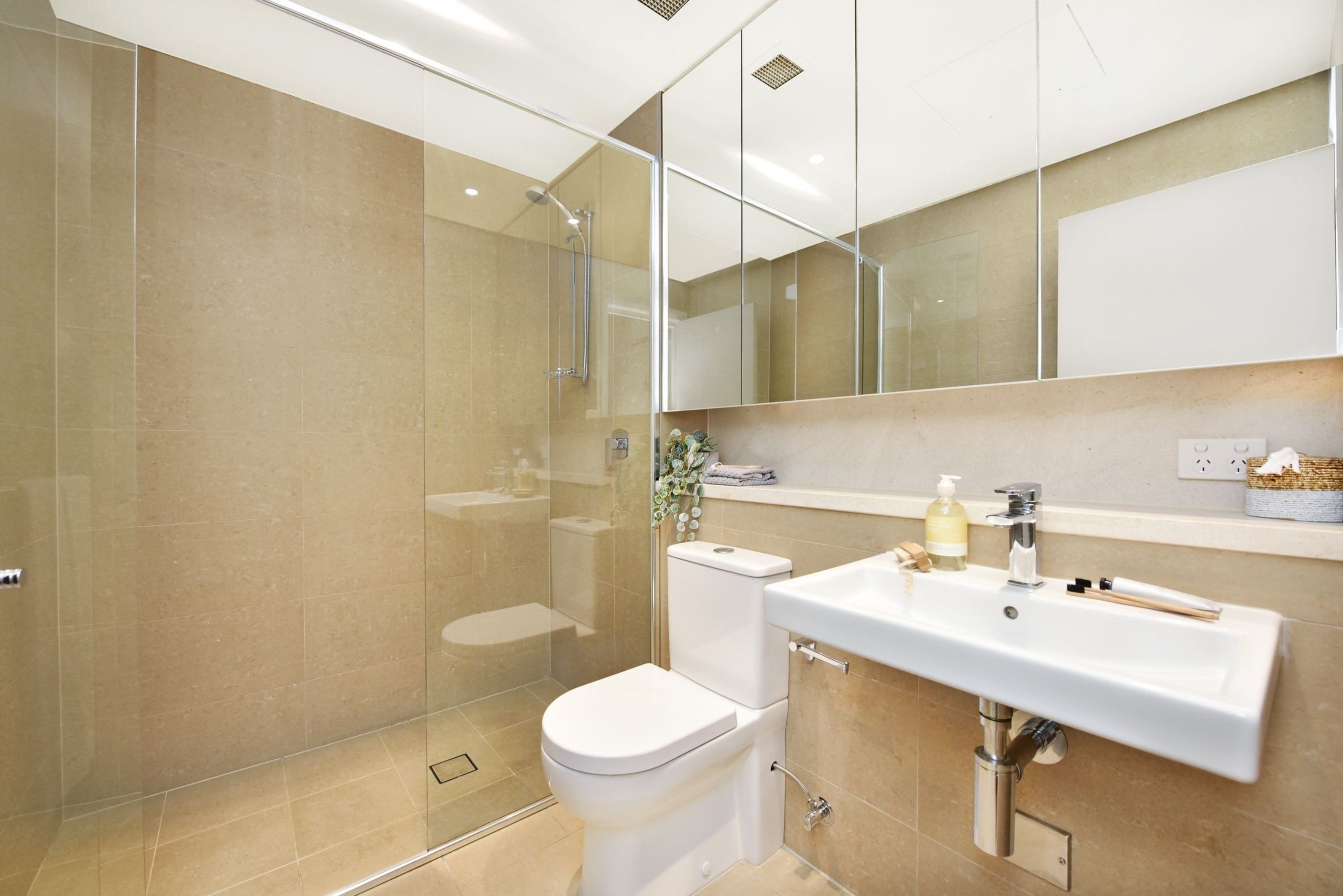 401/2 Park Street North, Wentworth Point Sold by Chidiac Realty - image 6