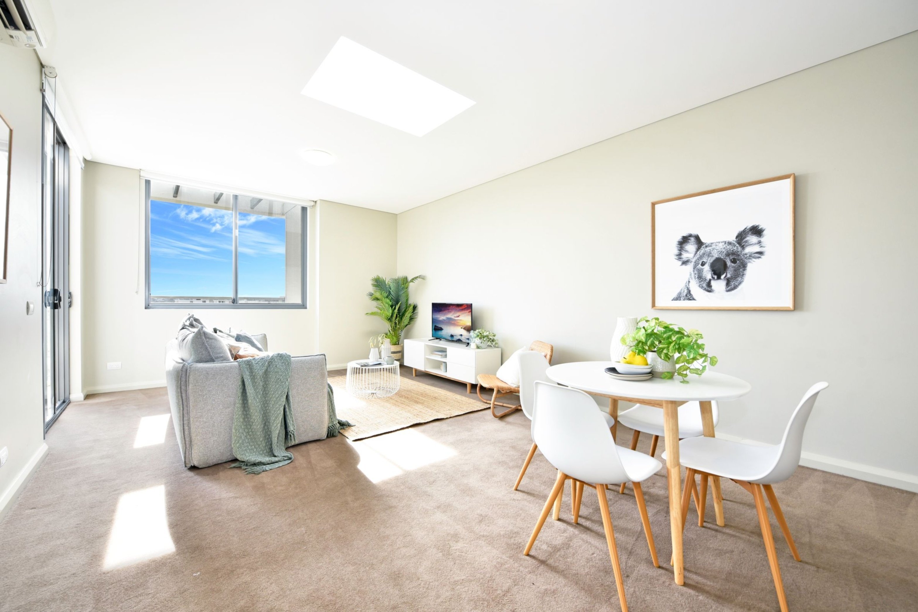 802/8 Marine Parade, Wentworth Point Sold by Chidiac Realty - image 1