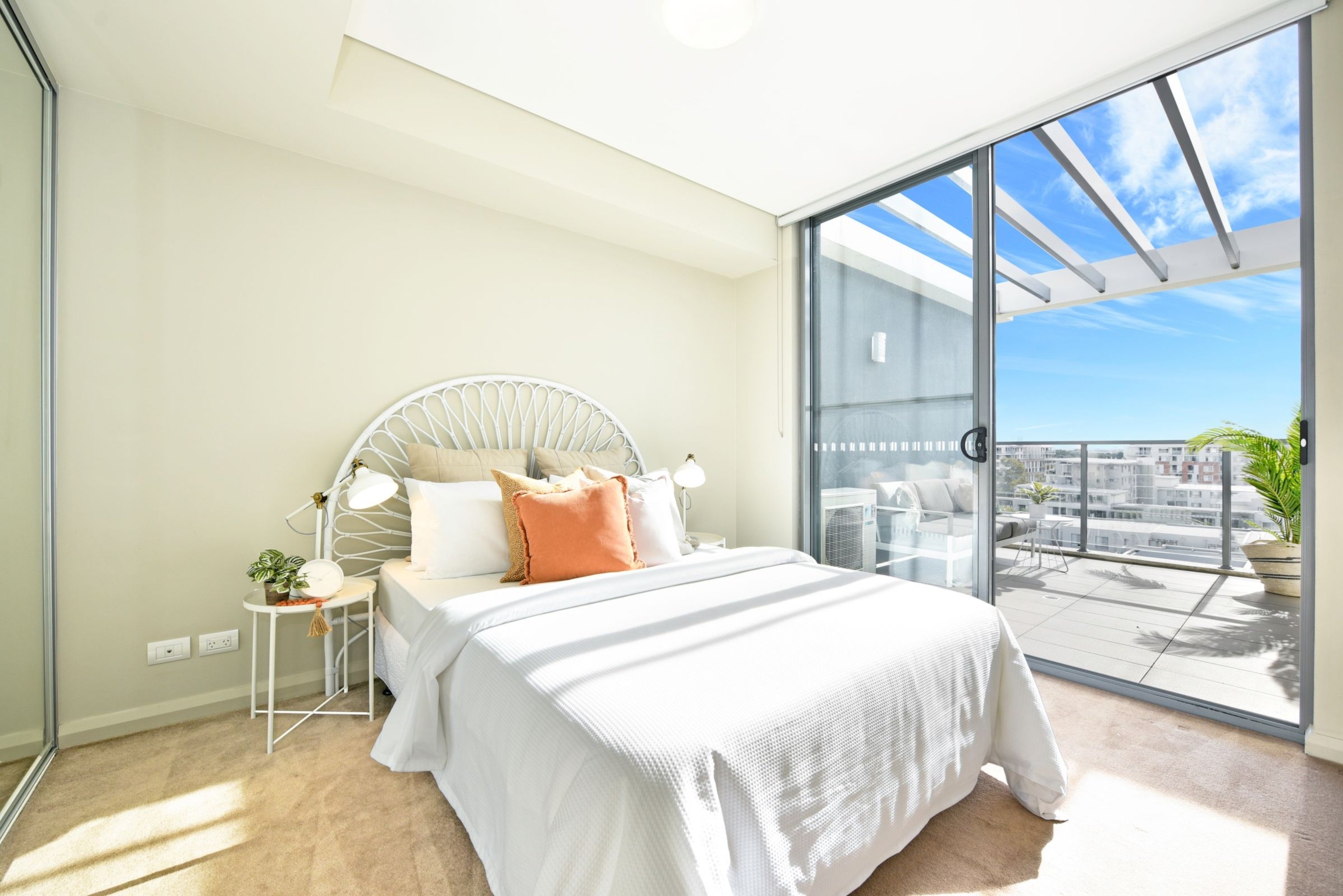 802/8 Marine Parade, Wentworth Point Sold by Chidiac Realty - image 5