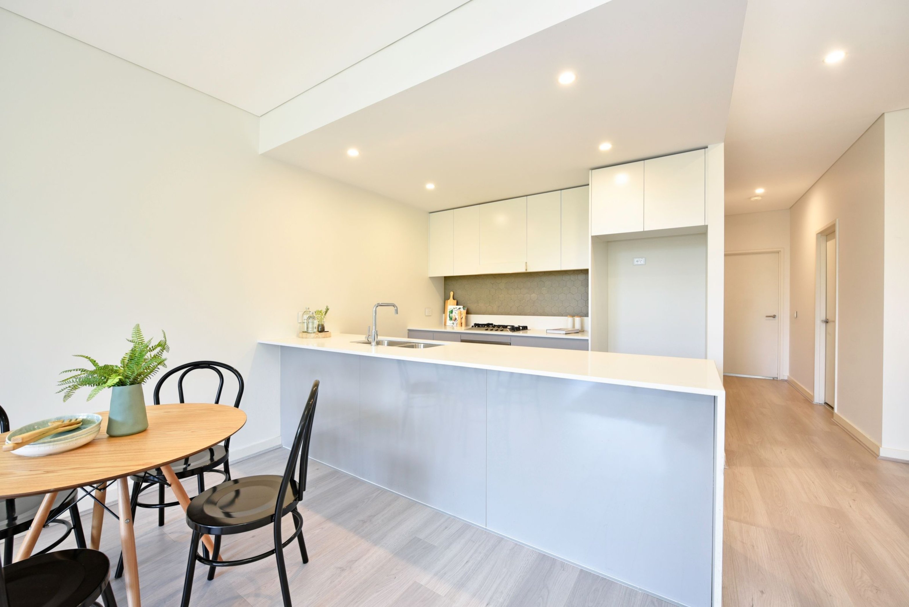210/41 Hill Road, Wentworth Point Sold by Chidiac Realty - image 3