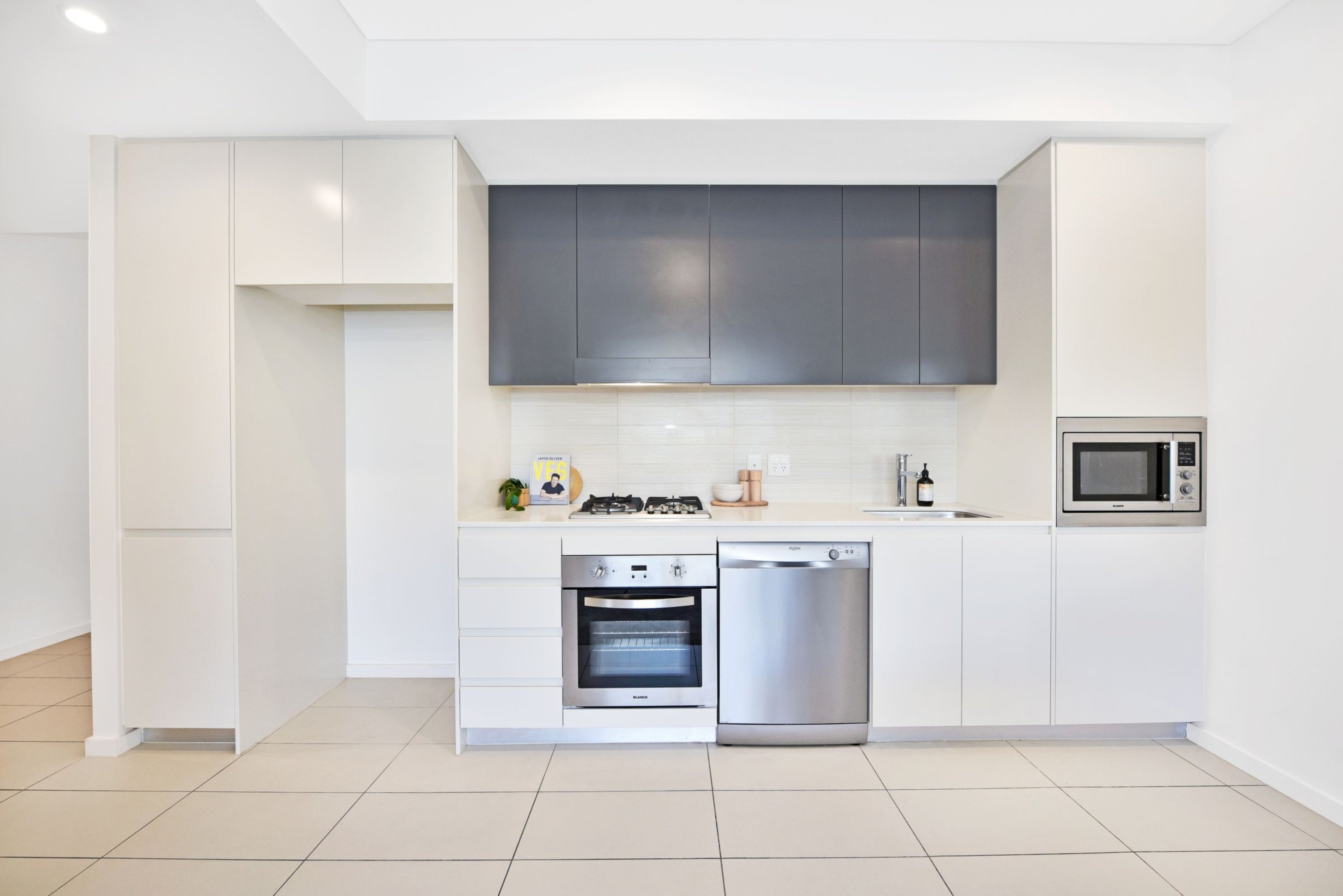 303/10 Savona Drive, Wentworth Point Sold by Chidiac Realty - image 4