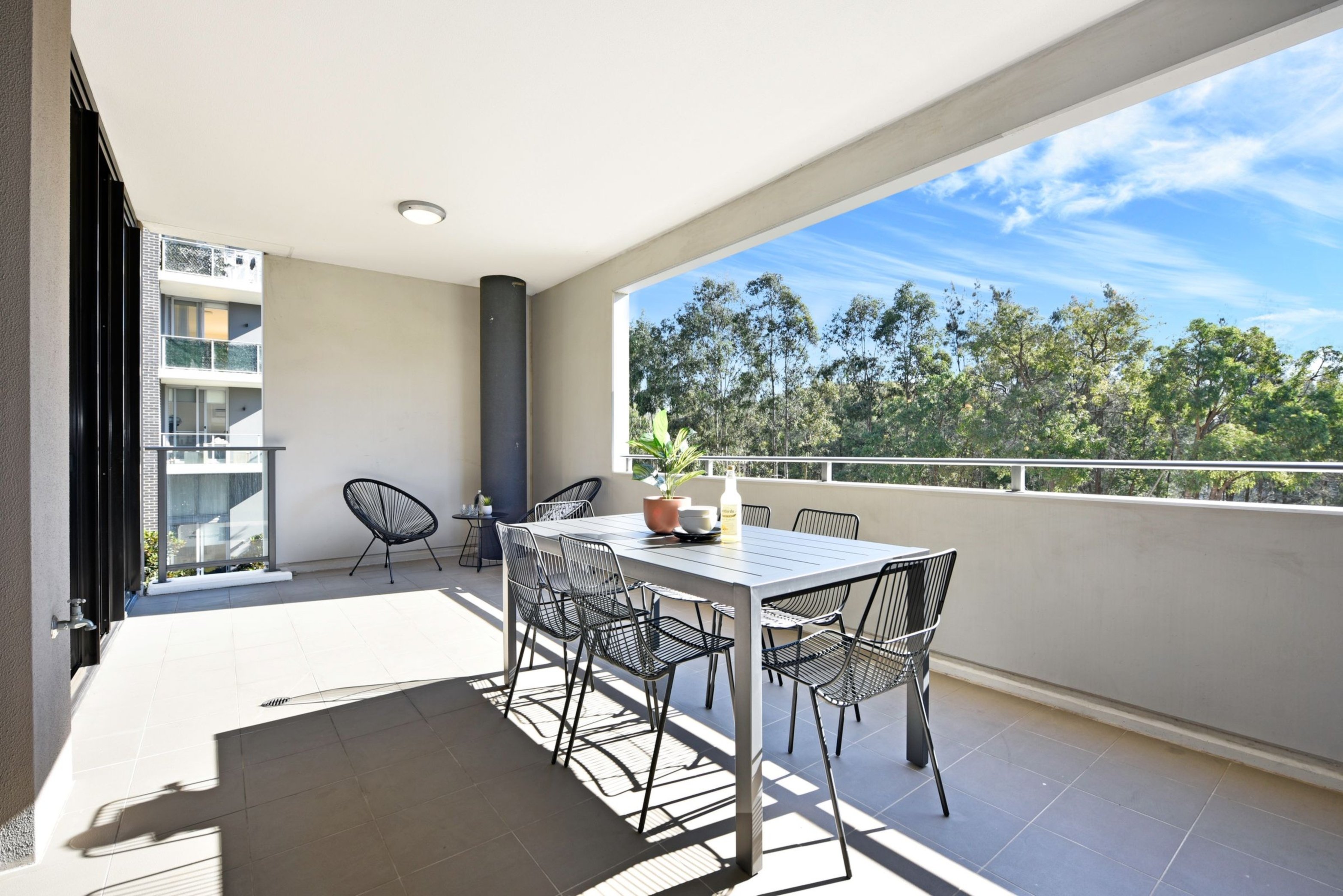 302/47 Hill Road, Wentworth Point Sold by Chidiac Realty - image 2
