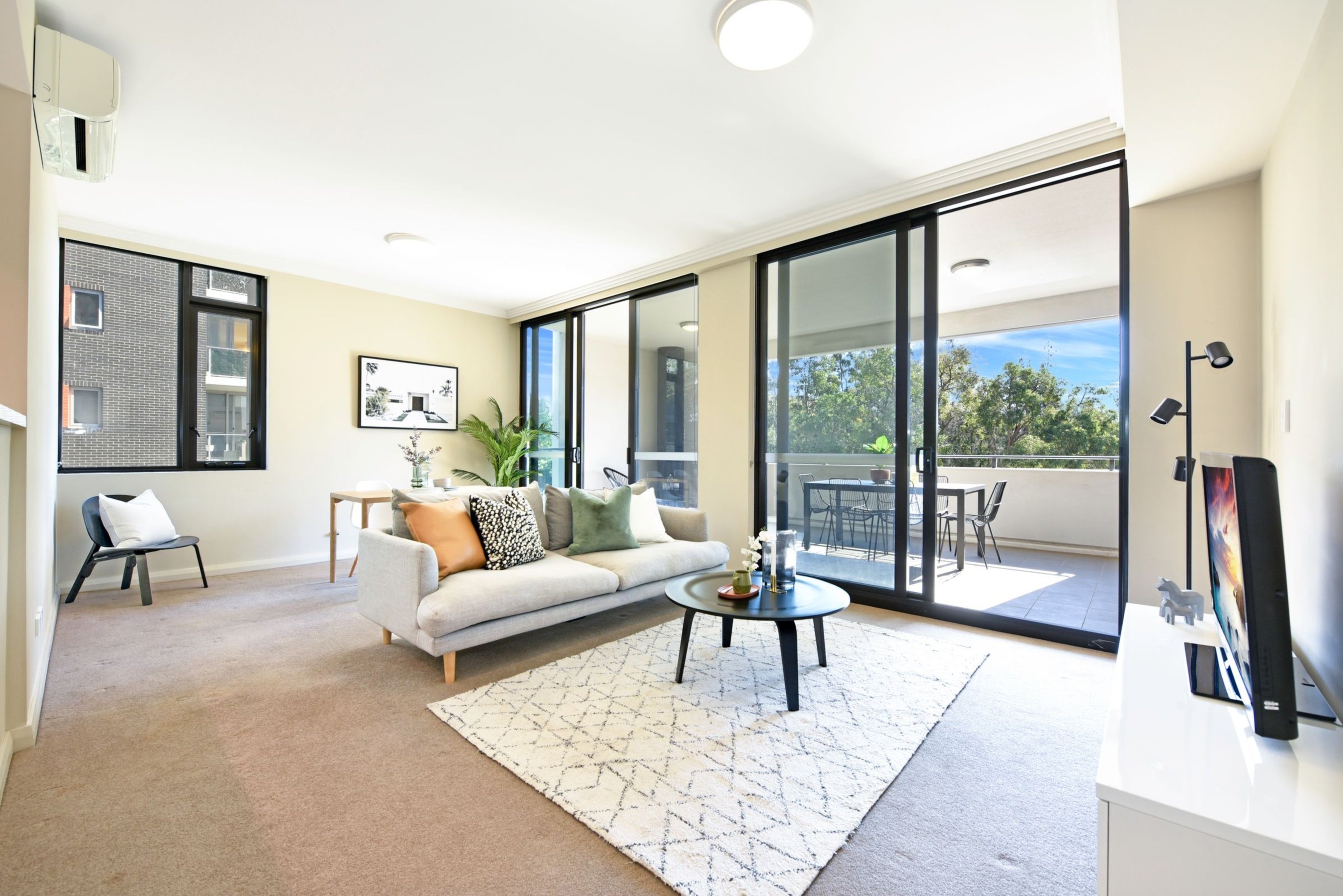 302/47 Hill Road, Wentworth Point Sold by Chidiac Realty - image 1