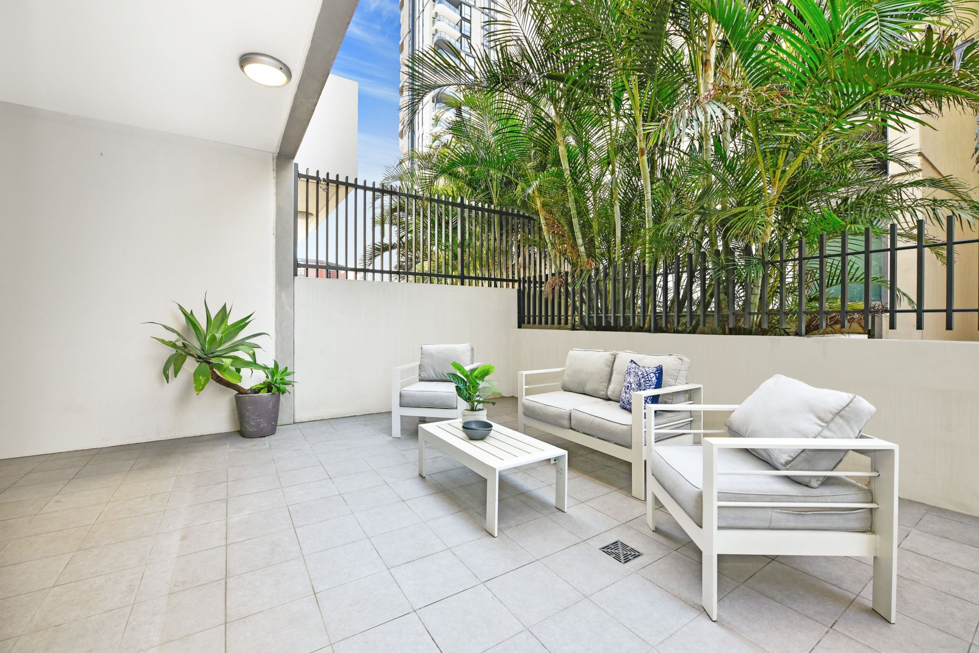 305/51 Hill Road, Wentworth Point Sold by Chidiac Realty - image 2