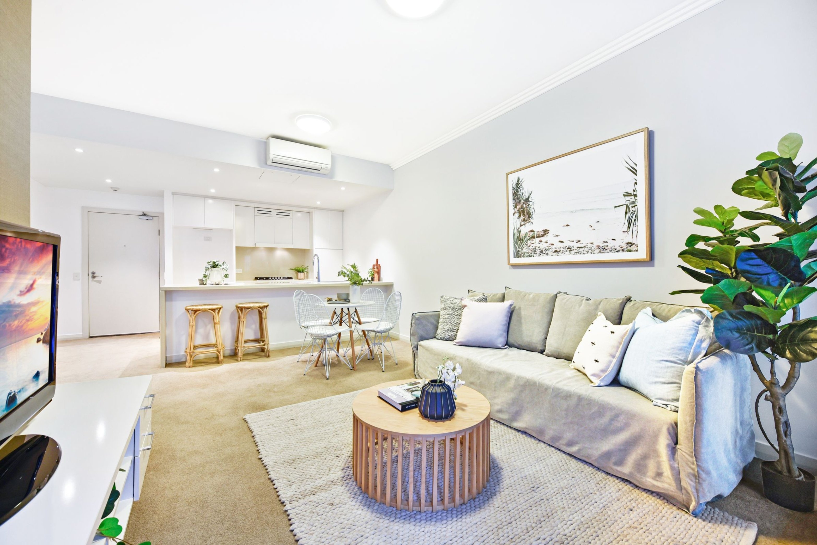 305/51 Hill Road, Wentworth Point Sold by Chidiac Realty - image 3