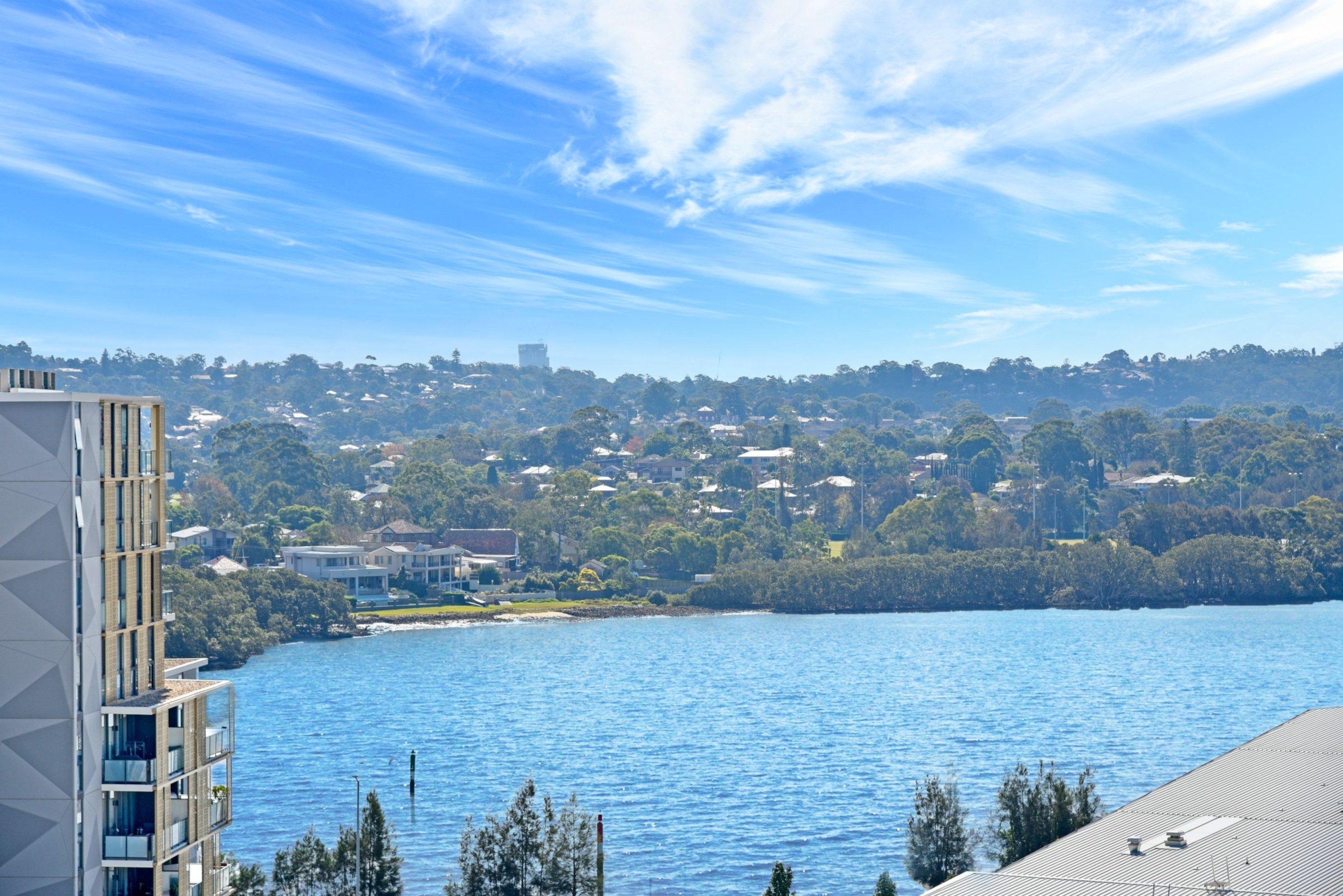 805/17 Wentworth Place, Wentworth Point Sold by Chidiac Realty - image 2