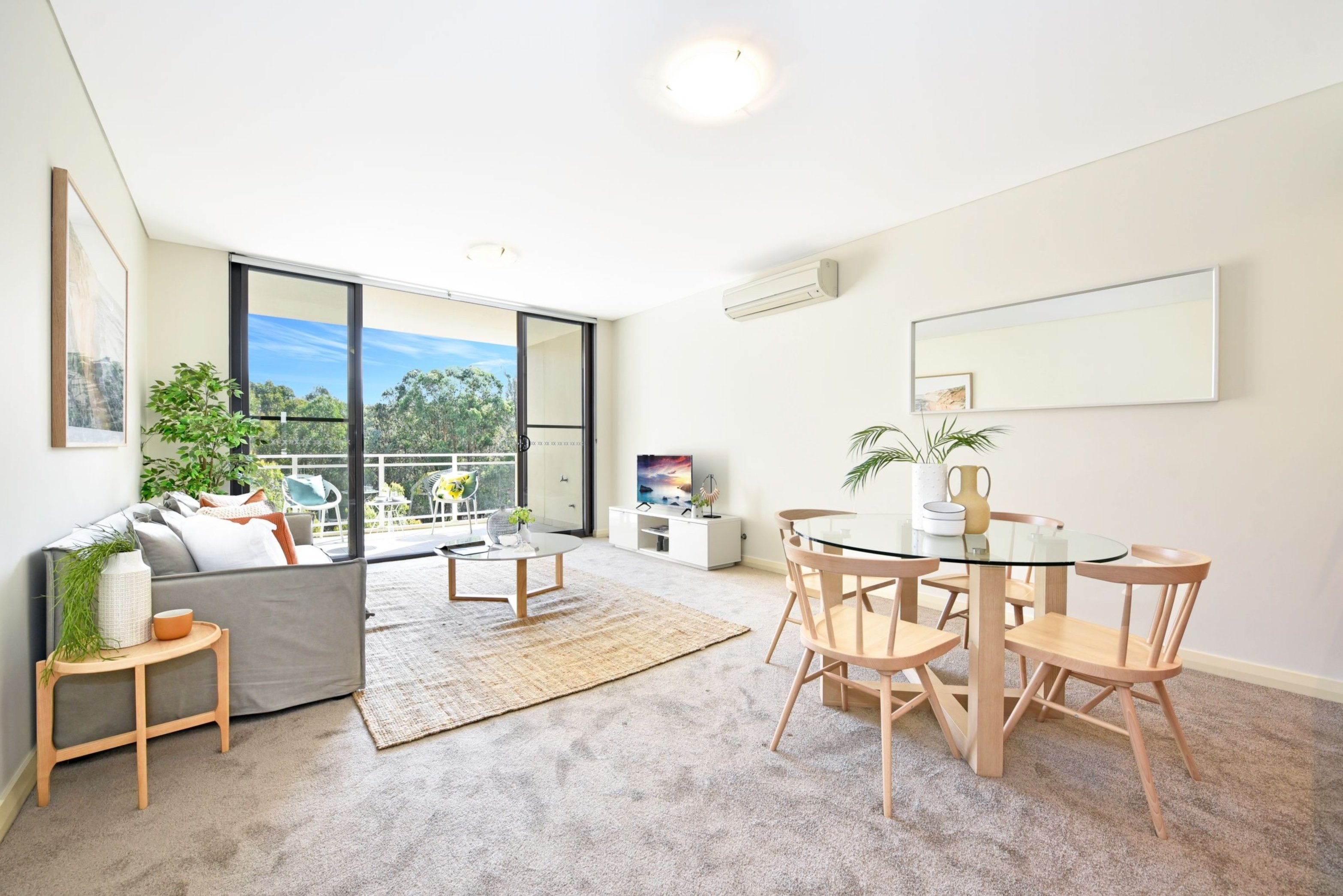 305/25 Hill Road, Wentworth Point Sold by Chidiac Realty - image 1